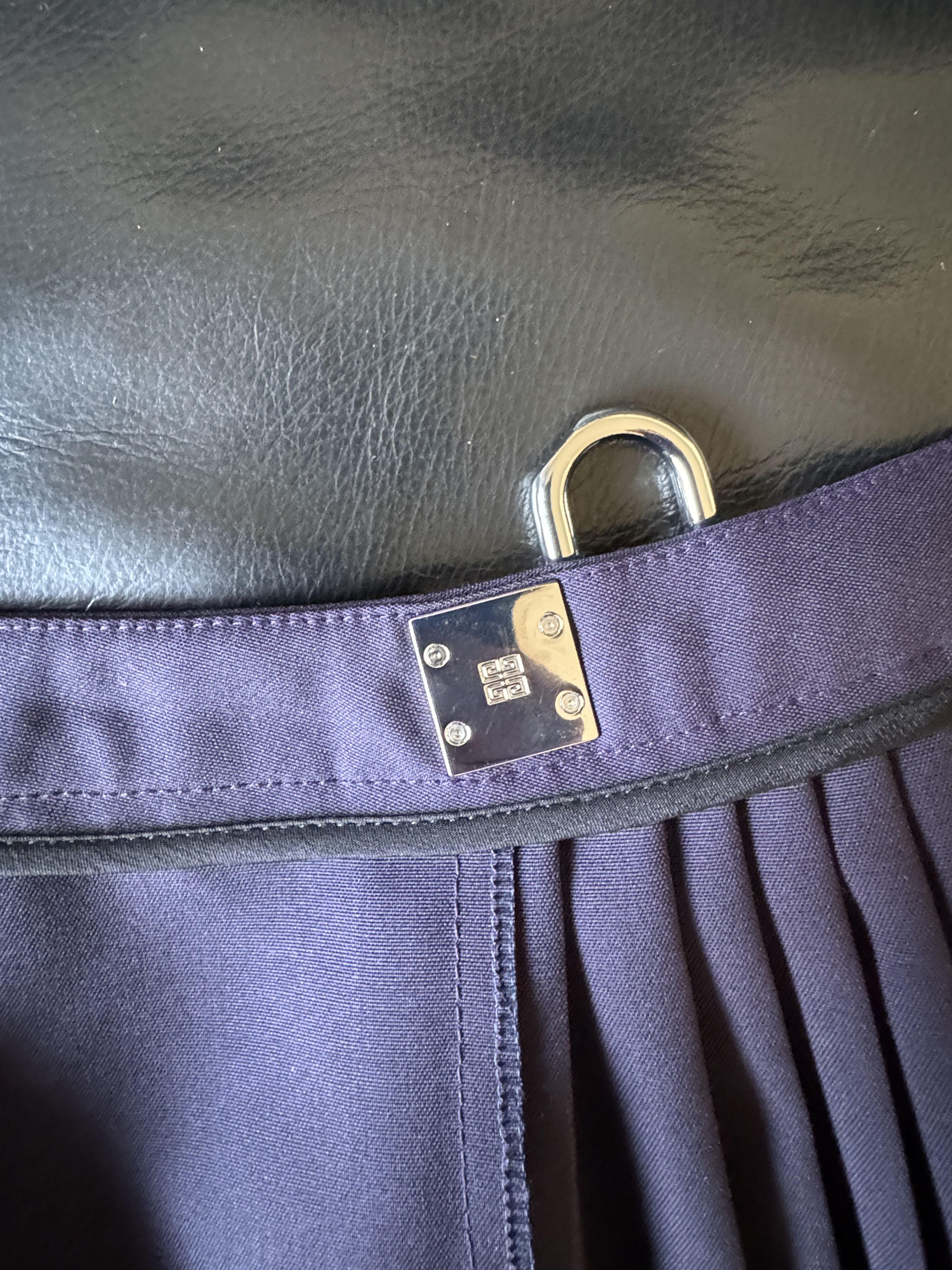 Givenchy Pleated Mini Skirt in Dark Purple (Sample) Size 26" / US 2 / IT 38 - 8 Thumbnail