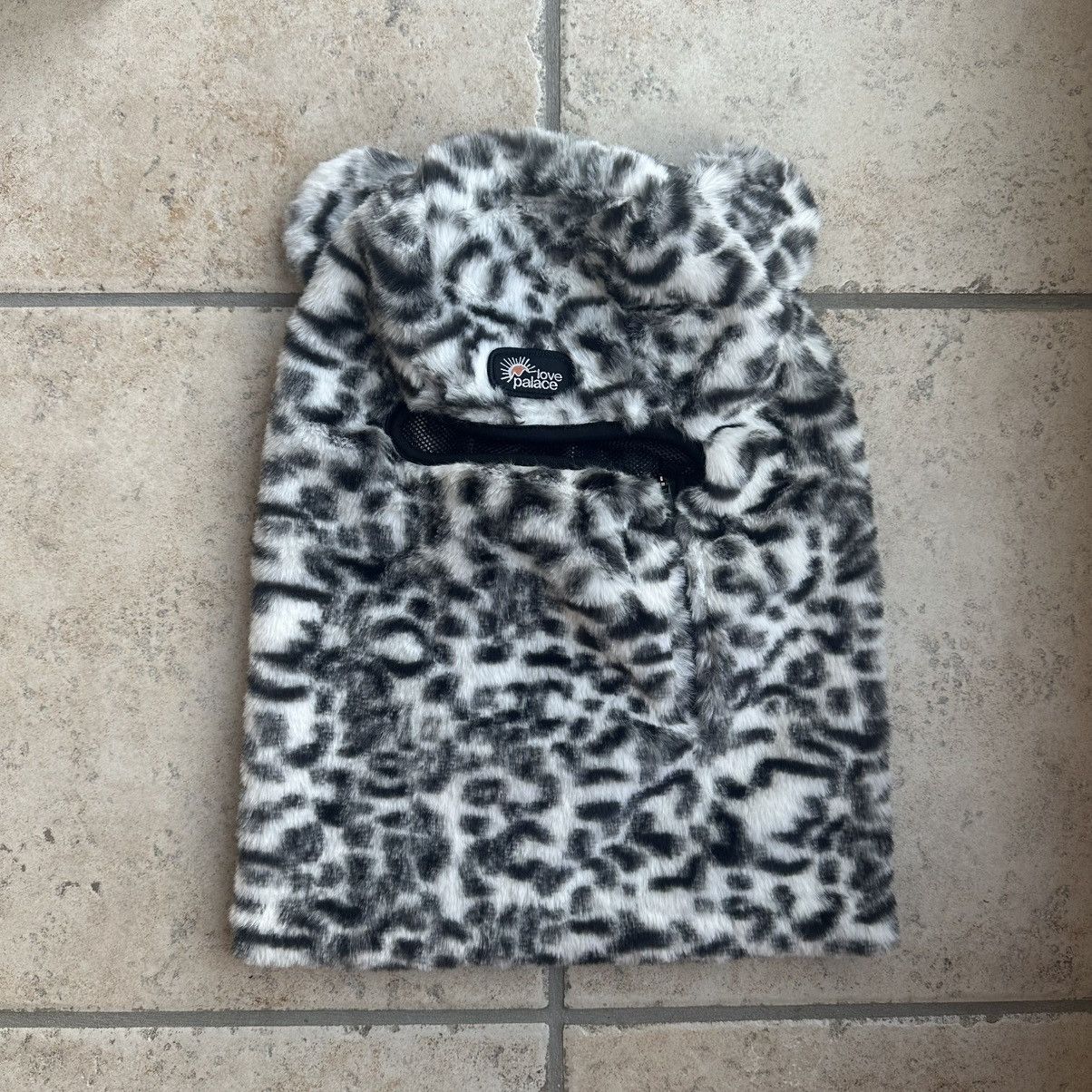 Palace SIZE S/M Palace Furry Ears Balaclava Snow Leopard | Grailed