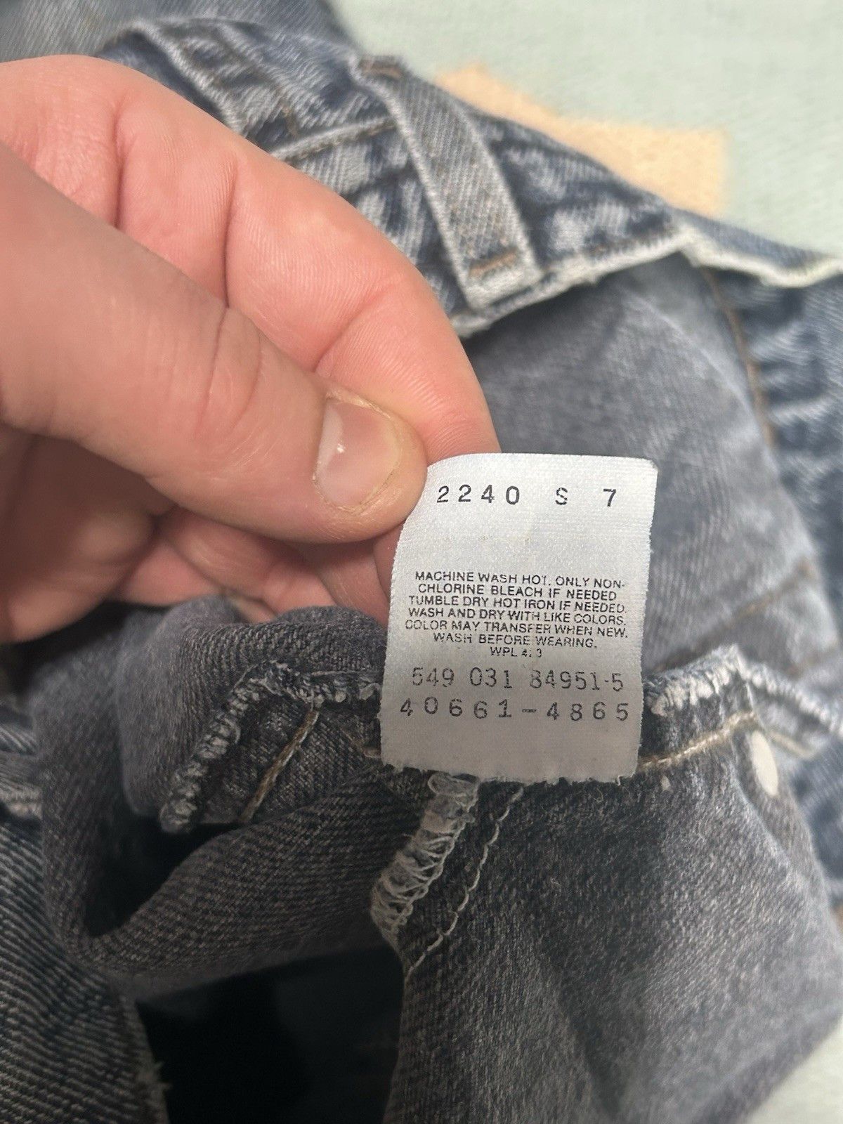 Vintage 90s Levi’s silvertab jeans dark tapered distressed USA 27x33 Size 27" / US 4 / IT 40 - 6 Thumbnail