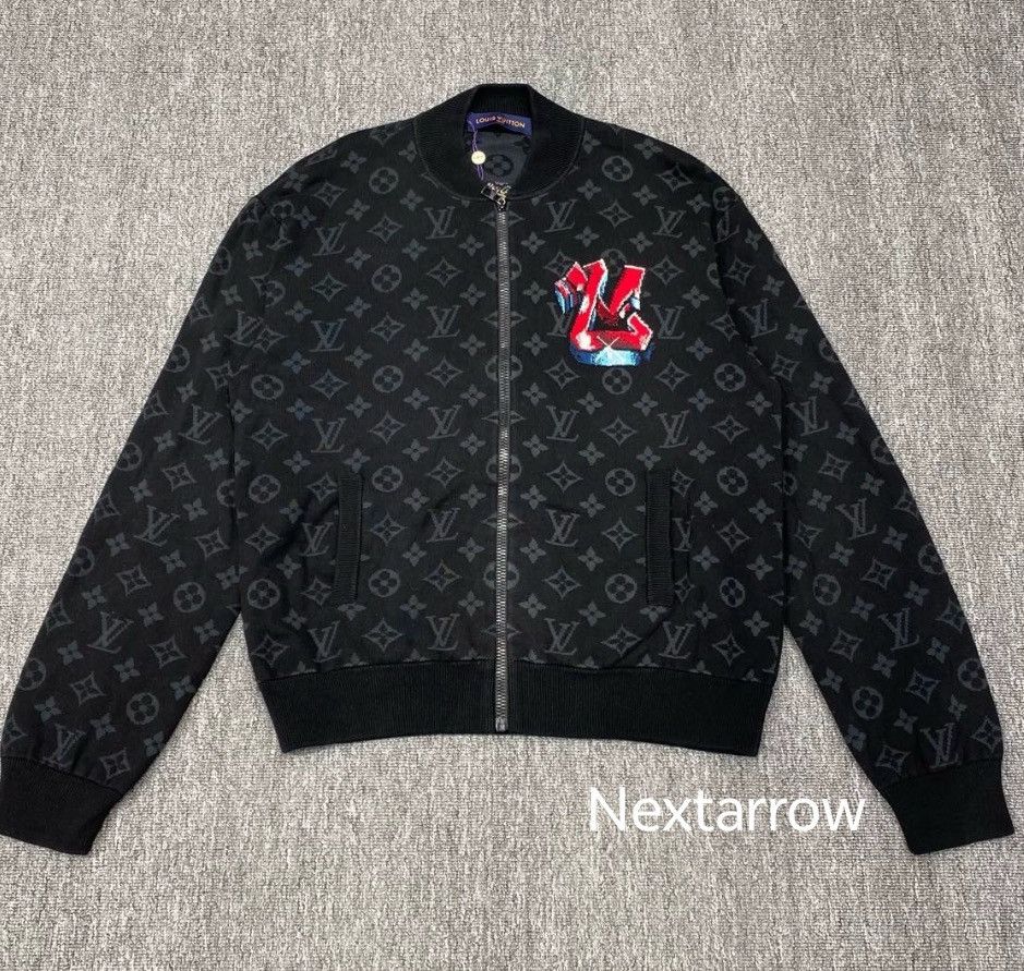 Louis Vuitton Louis Vuitton Black floral print graffiti log 2412-Nextarrow Size US M / EU 48-50 / 2 - 1 Thumbnail