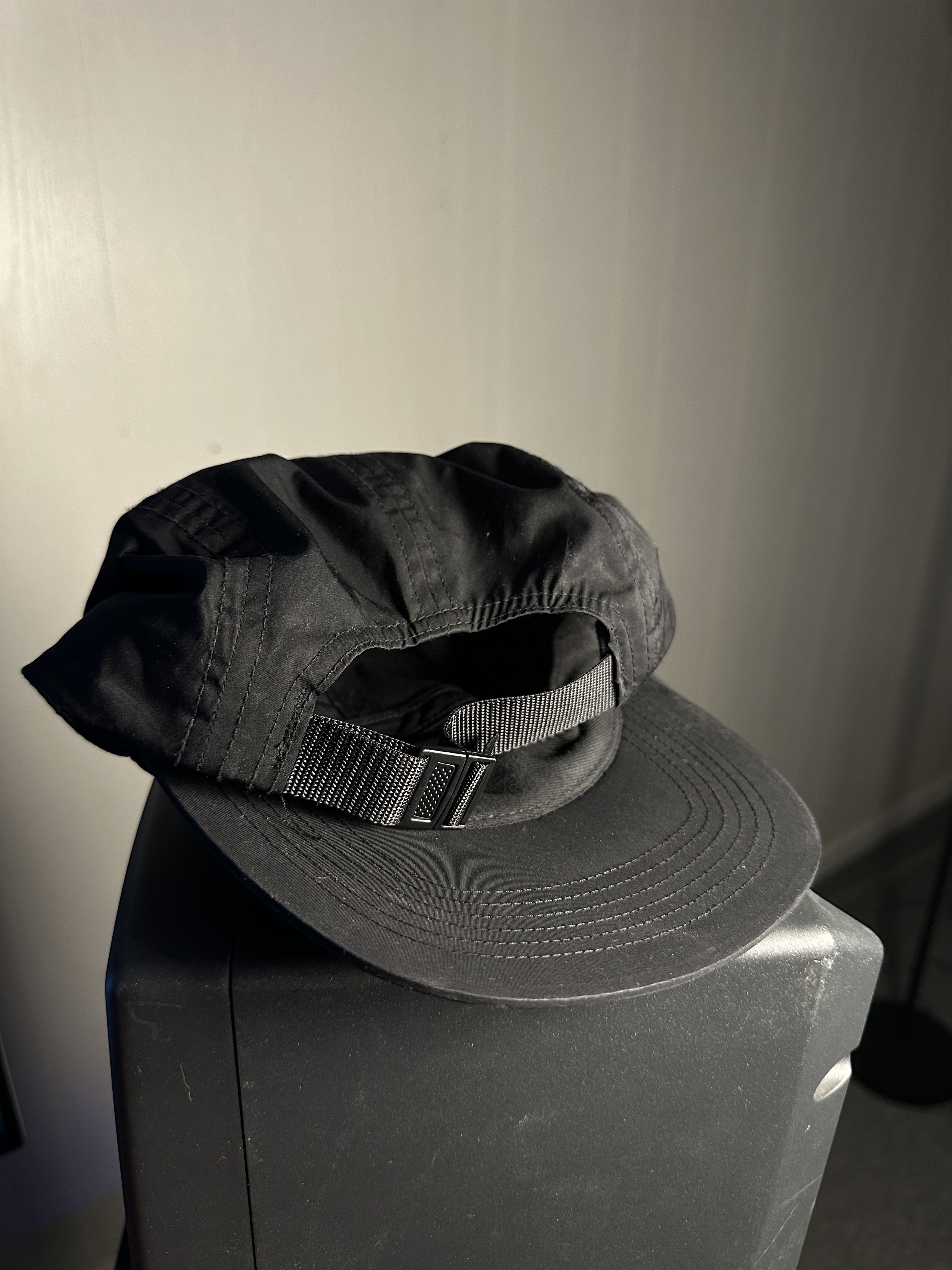 Supreme Iridescent Camp Cap Supreme SS17 Size ONE SIZE - 4 Thumbnail