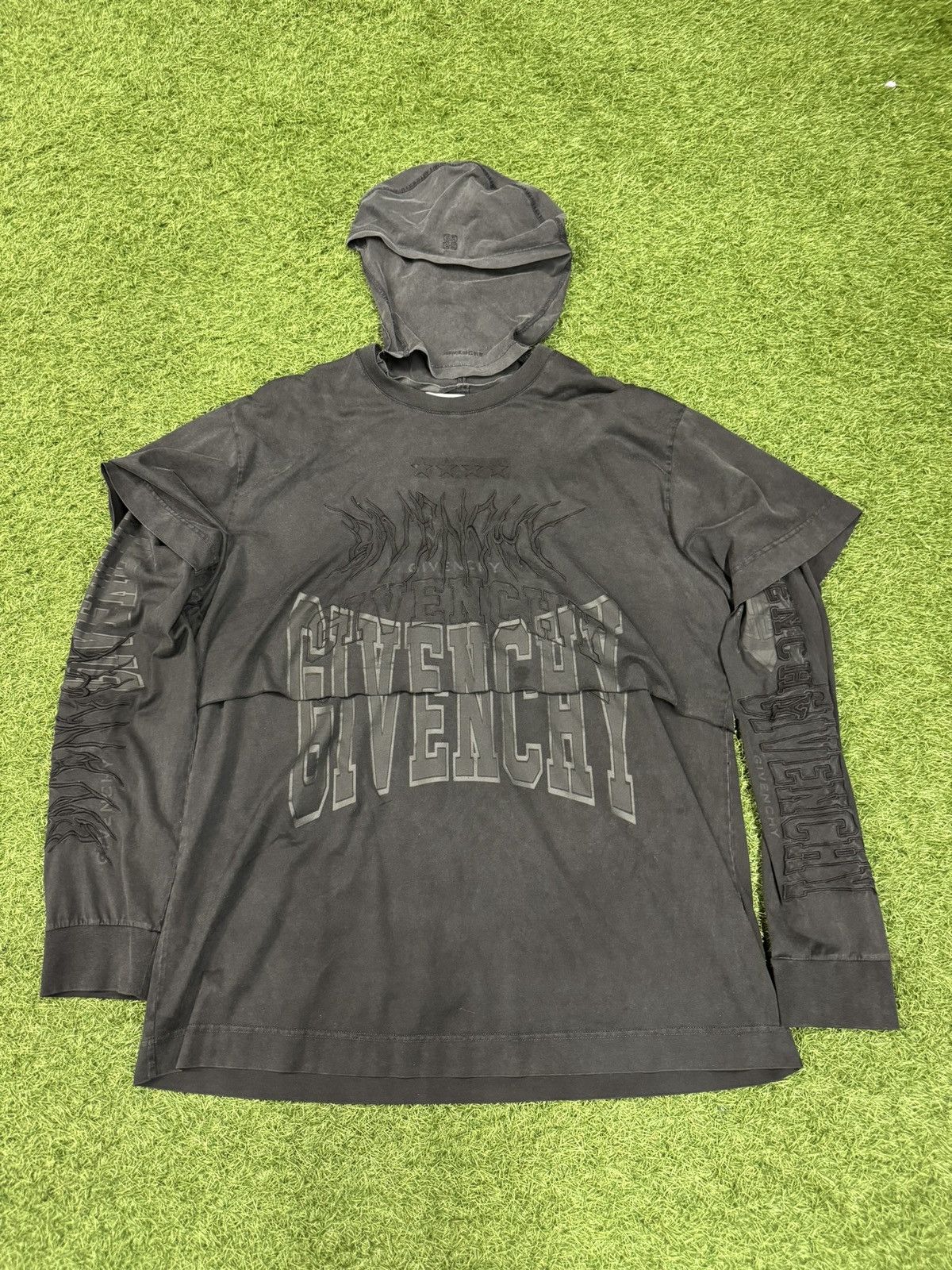 Givenchy Givenchy All-In-One Balaclava T-shirt Size US XL / EU 56 / 4 - 1 Thumbnail
