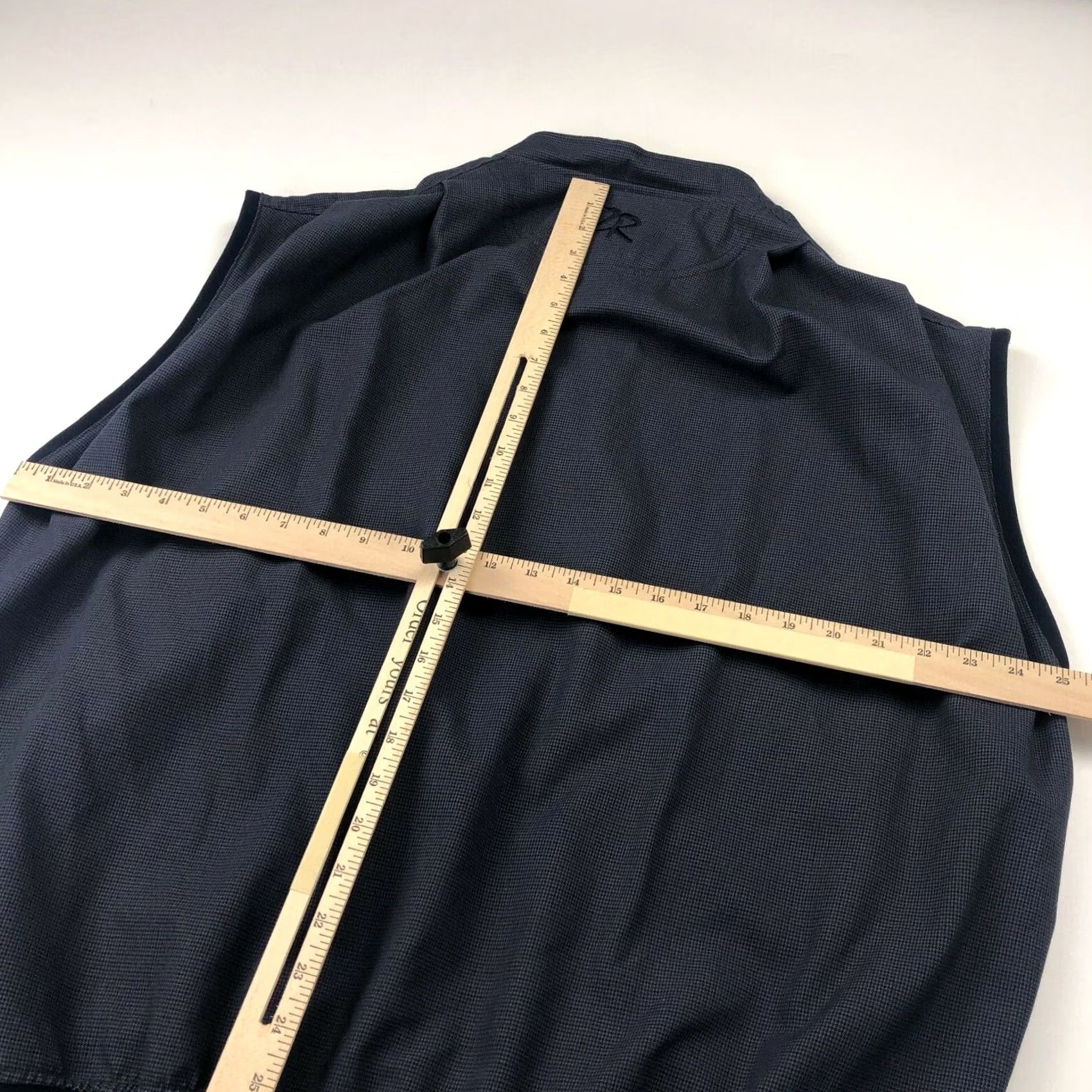 Vintage Zero Restriction Golf Large Men’s Pullover No Stretch Wind Vest Check Blue Vest Pullover Activewear 4-Season Casual 1/4-Zip Collared NSB Mens Size US L / EU 52-54 / 3 - 4 Thumbnail