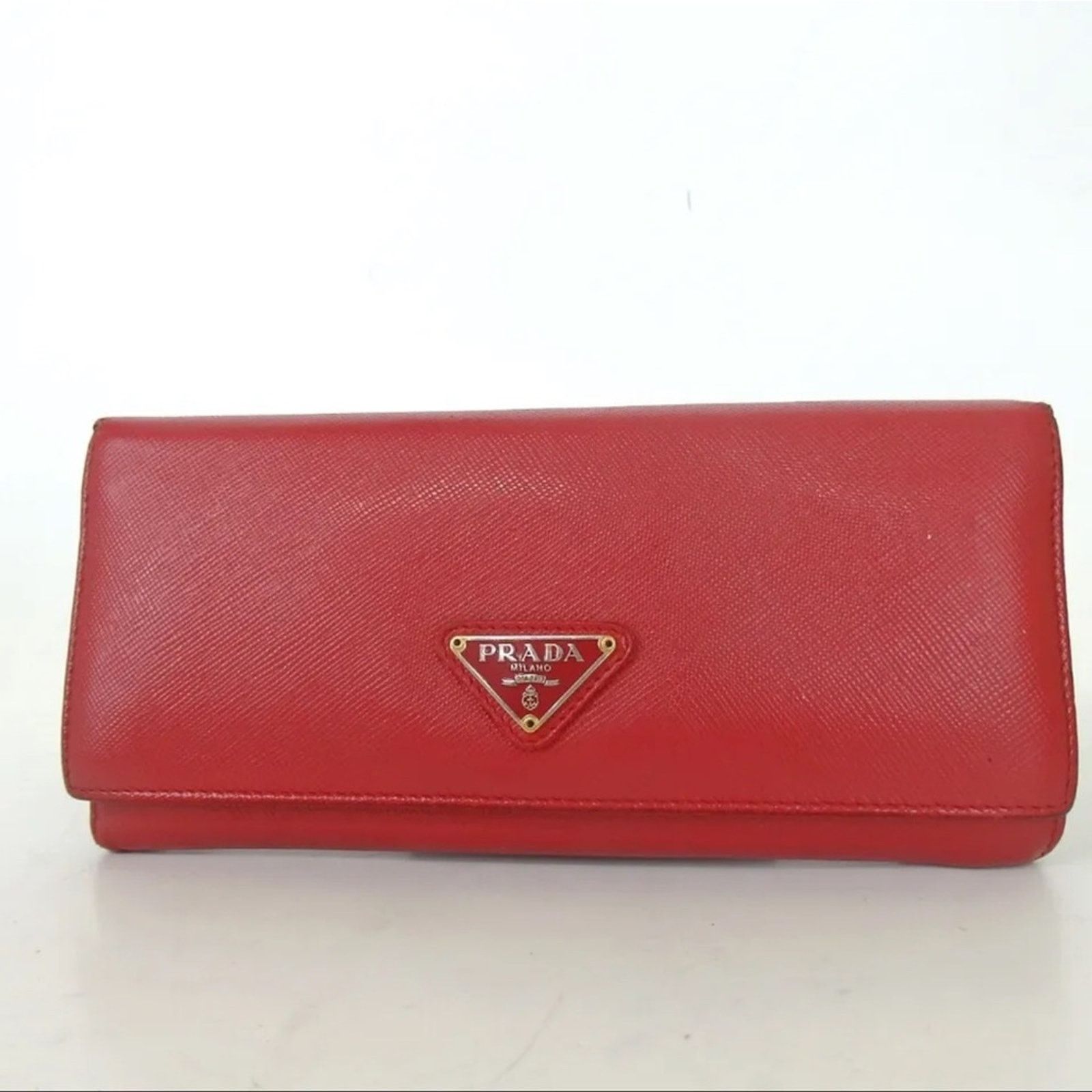 Prada EUC Prada Saffiano Long Wallet Red Size ONE SIZE - 1 Thumbnail