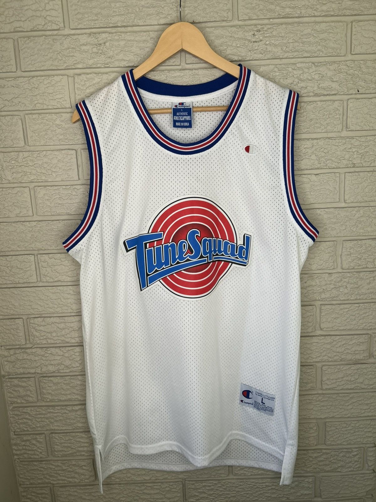 Champion Vintage Champion TuneSquad Bugs Bunny Jersey Size US L / EU 52-54 / 3 - 1 Thumbnail