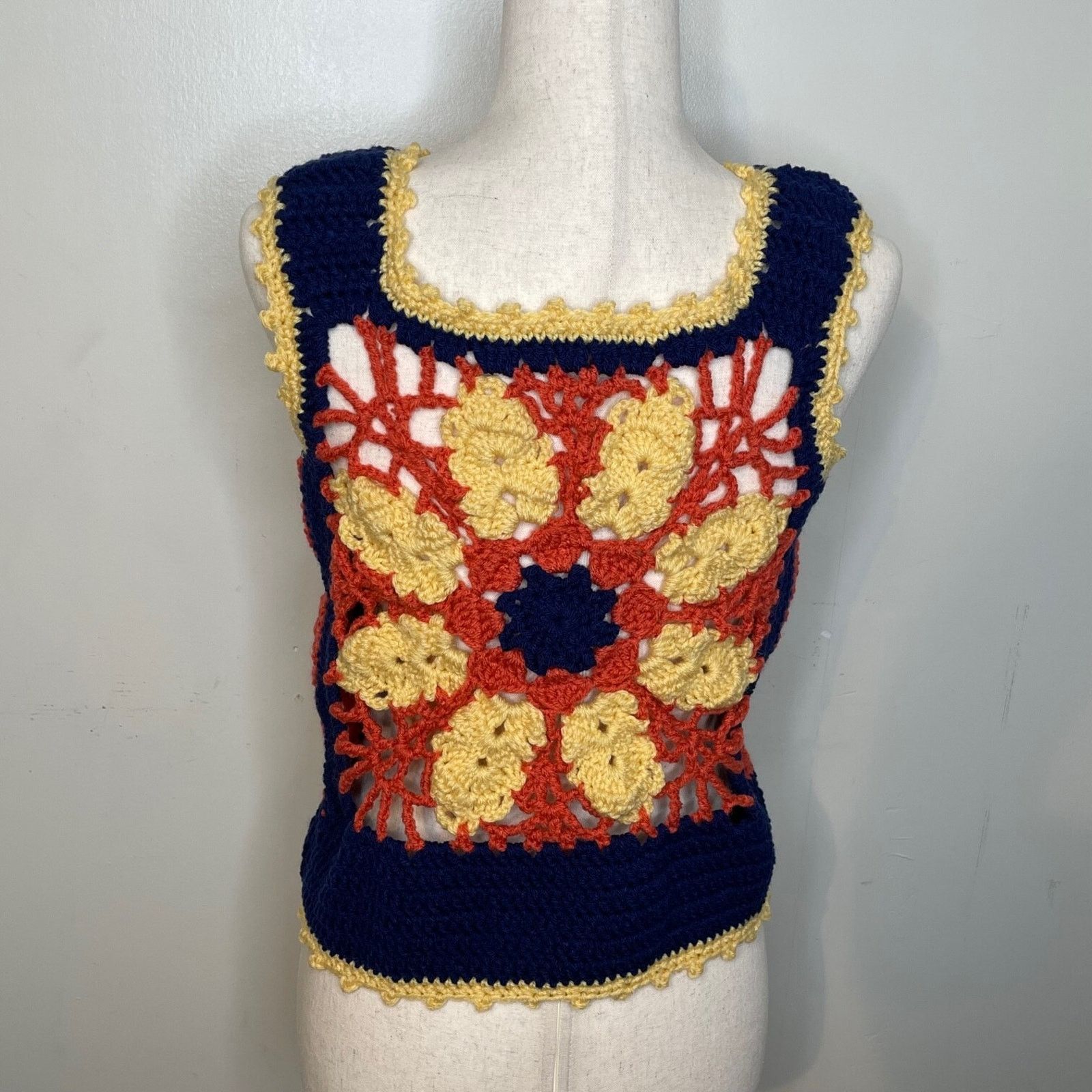 Other Vintage 1970's M / L Crochet Gypsy Hugger Tank Granny Square Size L / US 10 / IT 46 - 10 Thumbnail