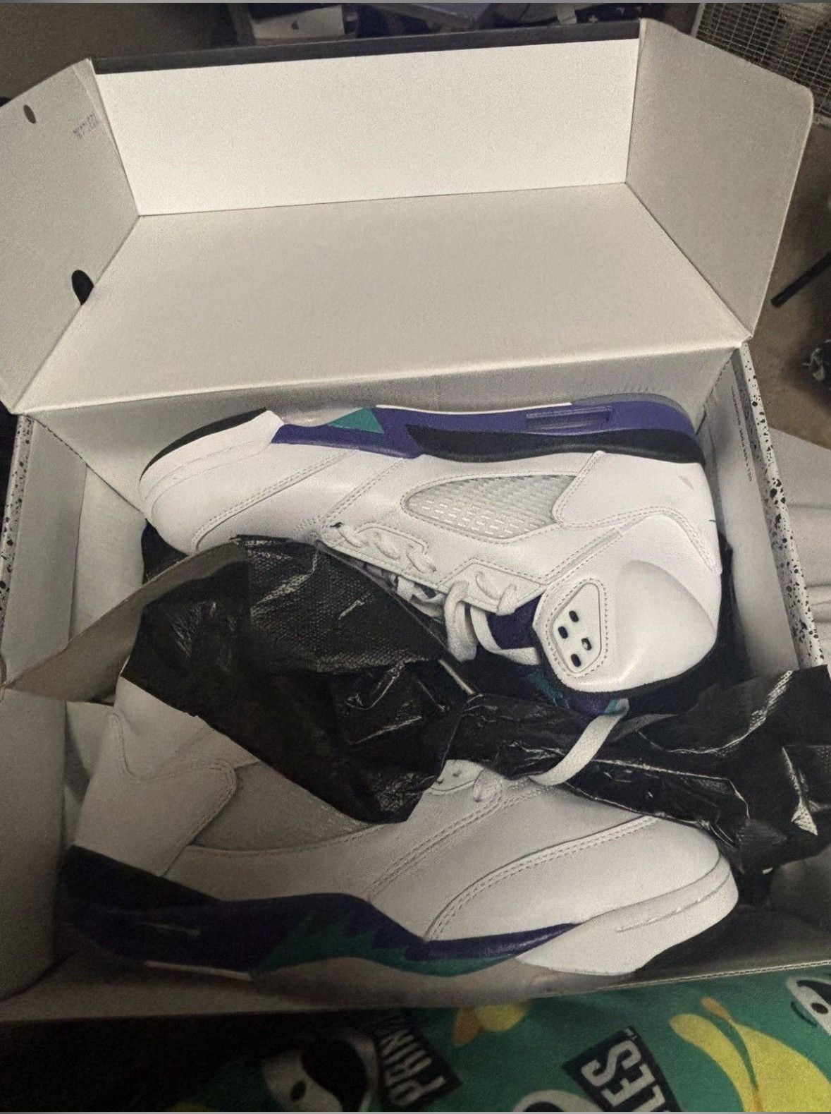 Jordan Brand Air Jordan 5 Retro Grape 2025 Size US 11 / EU 44 - 1 Thumbnail