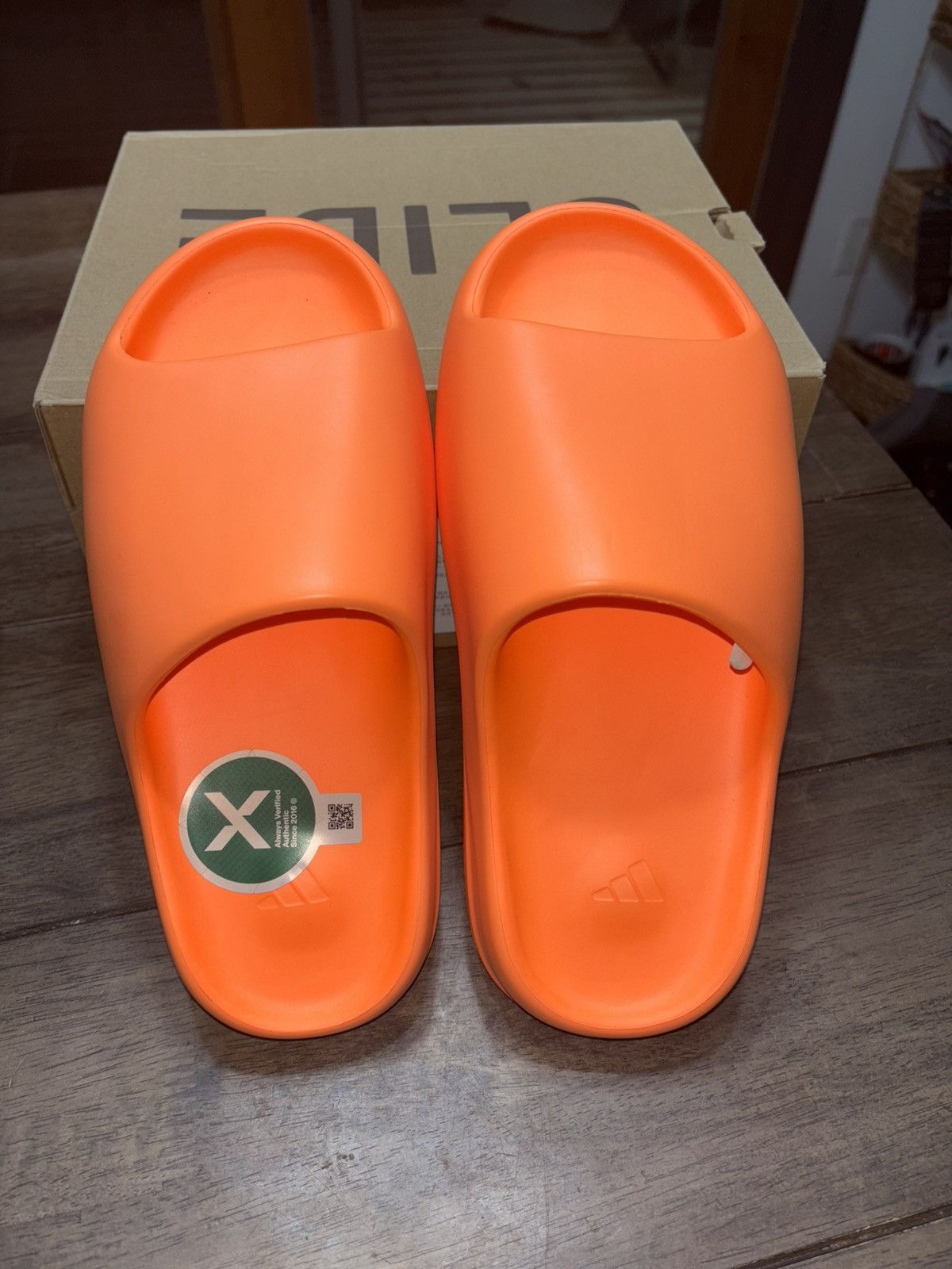 Adidas Adidas Yeezy slide Enflame Orange Size US 7 / EU 40 - 3 Thumbnail
