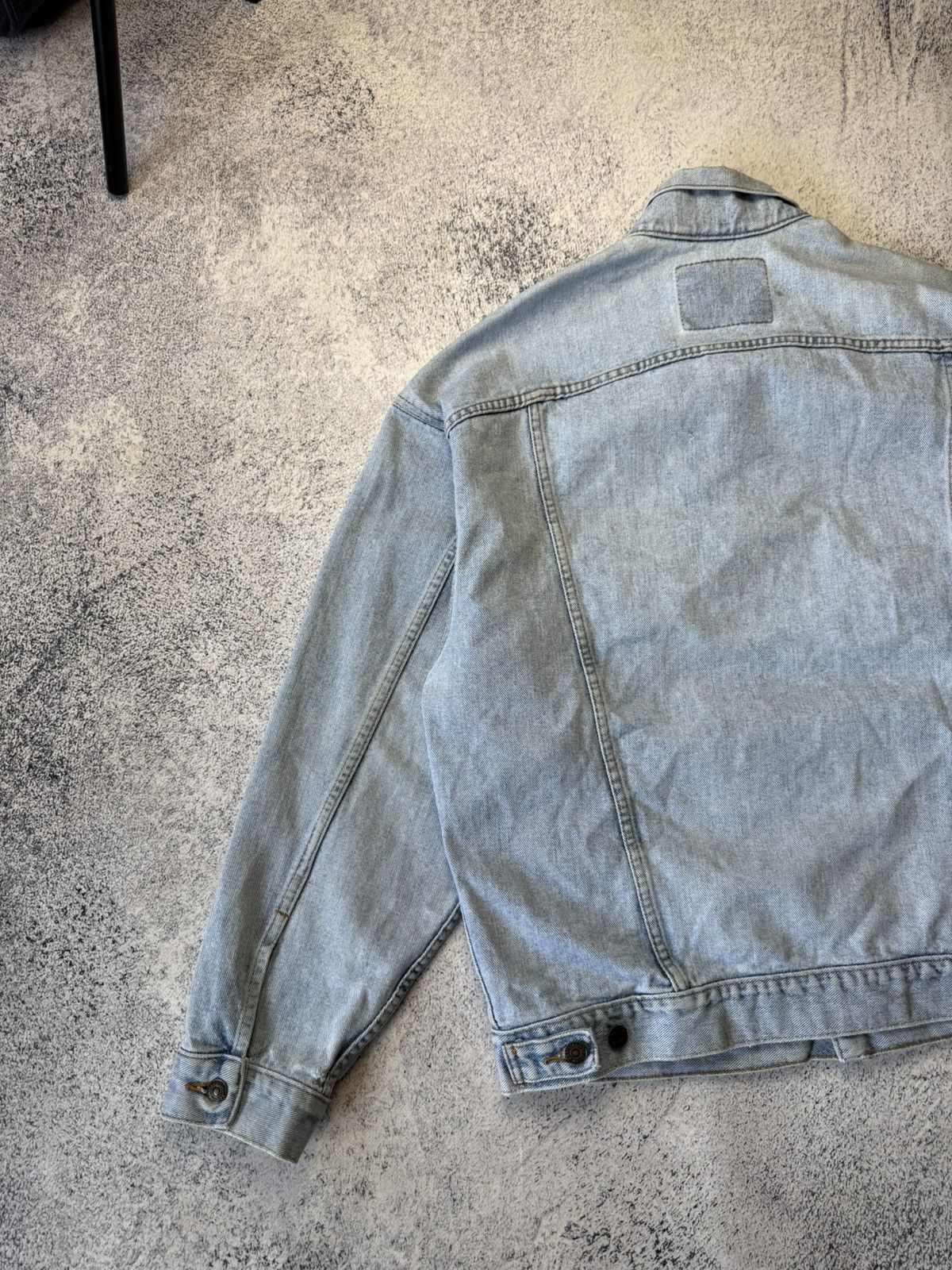 Levi's Vintage Levis Distressed Denim Jacket Made In USA Rare Y2K Size US L / EU 52-54 / 3 - 18 Thumbnail