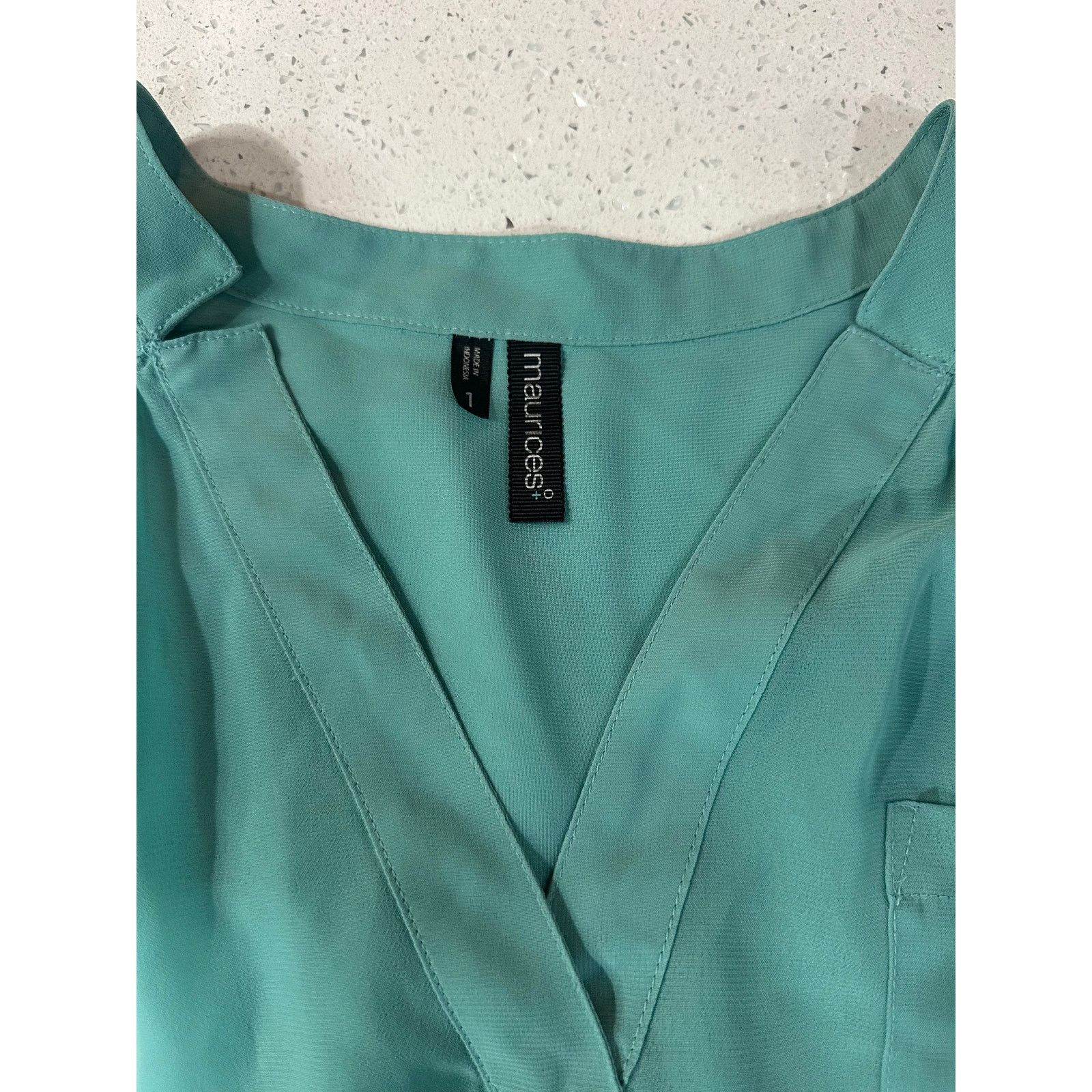 Other Maurices 3/4 Roll Tab Sleeve Tunic Blouse Sheer Green Sz 1 Size XL / US 12-14 / IT 48-50 - 2 Thumbnail