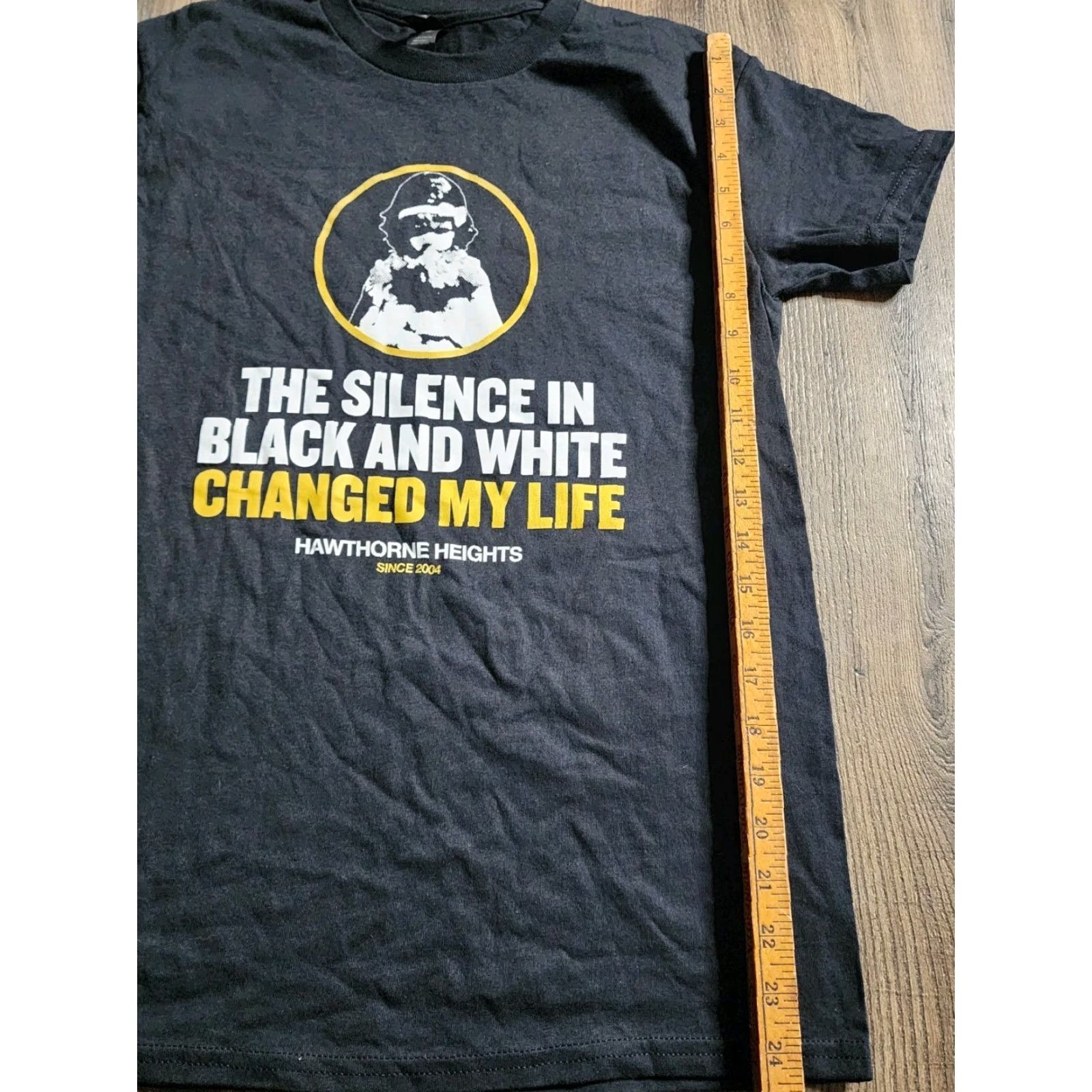 Gildan Mens S Hawthorne Heights The Silence in Black and White Changed My Life T Shirt Size US S / EU 44-46 / 1 - 4 Thumbnail