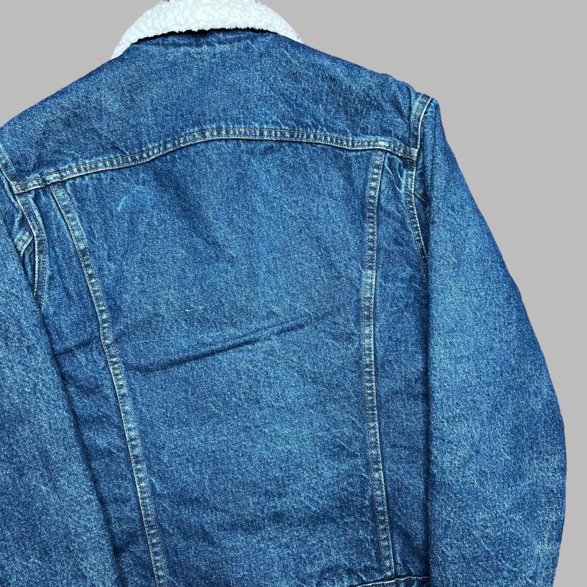 Levi's × Vintage Vintage 1980s Levi’s Denim Sherpa Lined Trucker Jacket Size US S / EU 44-46 / 1 - 18 Thumbnail