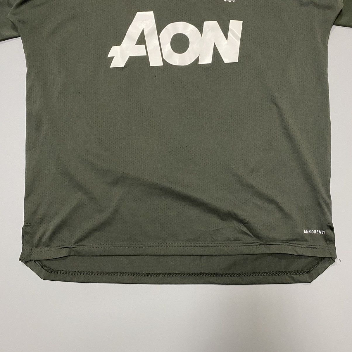 Adidas Manchester United Training Jersey 2020 Size M Football Size US M / EU 48-50 / 2 - 3 Thumbnail