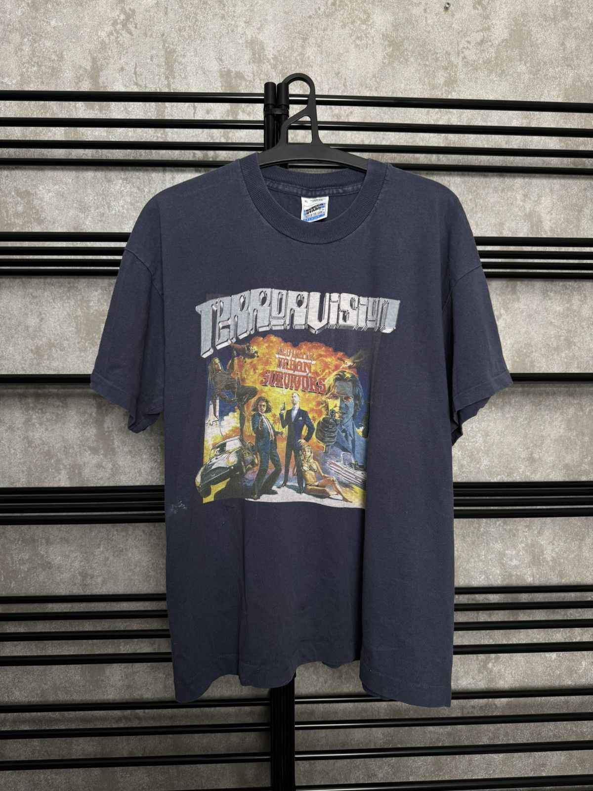 Other Vintage 90's Terrorvision Shirt Britpop Rock Band Tee Size US XL / EU 56 / 4 - 1 Thumbnail