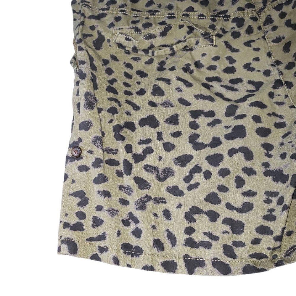 H&M CT487 H & M Army Green & Black Animal Print Denim Shorts 12 Size 34" / US 12 / IT 48 - 4 Thumbnail