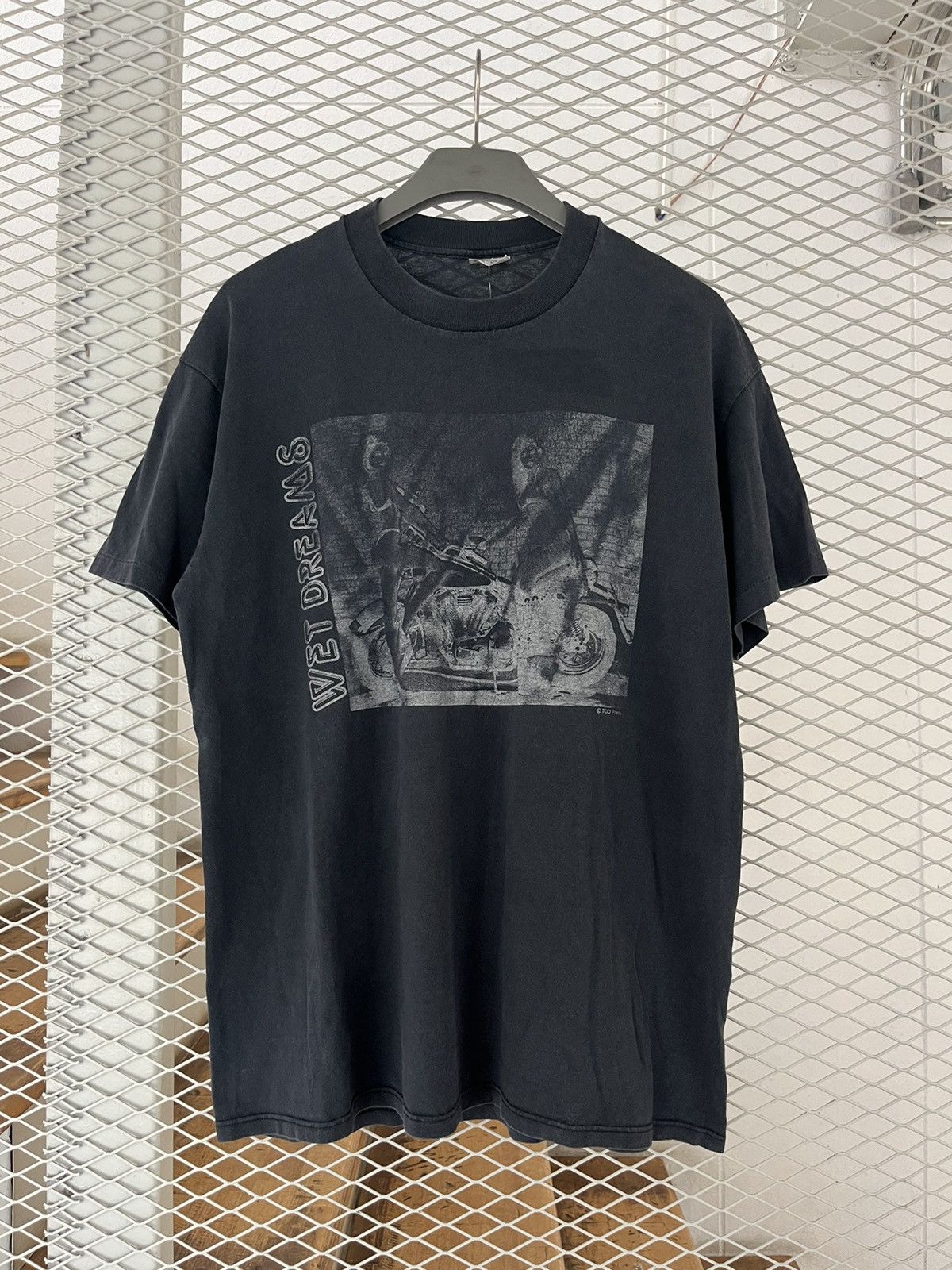 Vintage Vintage WET DREAMS 90’s By TOJO Press Tshirt Size US XL / EU 56 / 4 - 2 Thumbnail