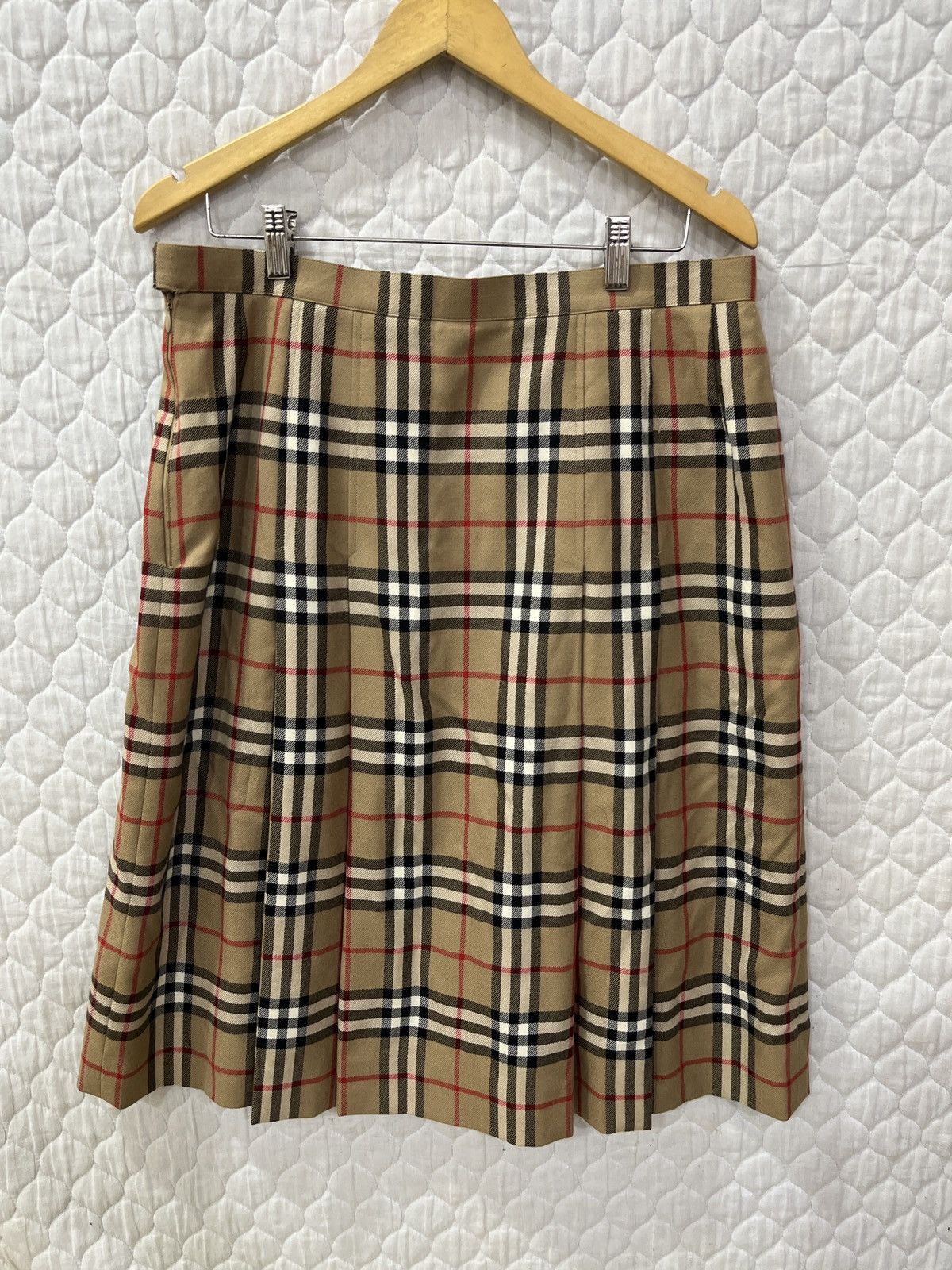 Burberry 🔥🔥🔥STEALS BURBERRY NOVA CHECK SKIRTS Size 34" / US 12 / IT 48 - 4 Thumbnail