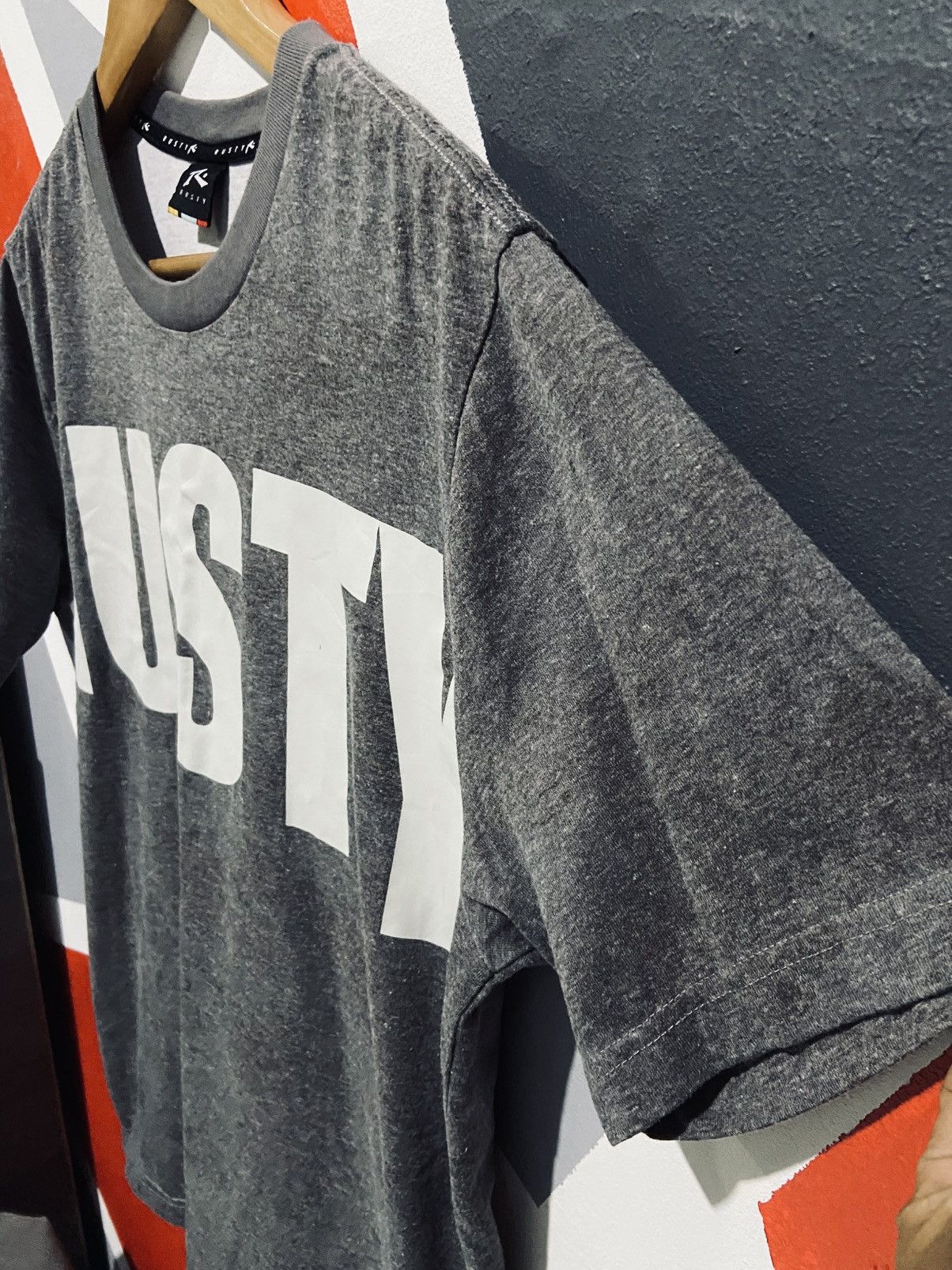 Rusty Rusty Big Logo Tee Size US M / EU 48-50 / 2 - 3 Thumbnail