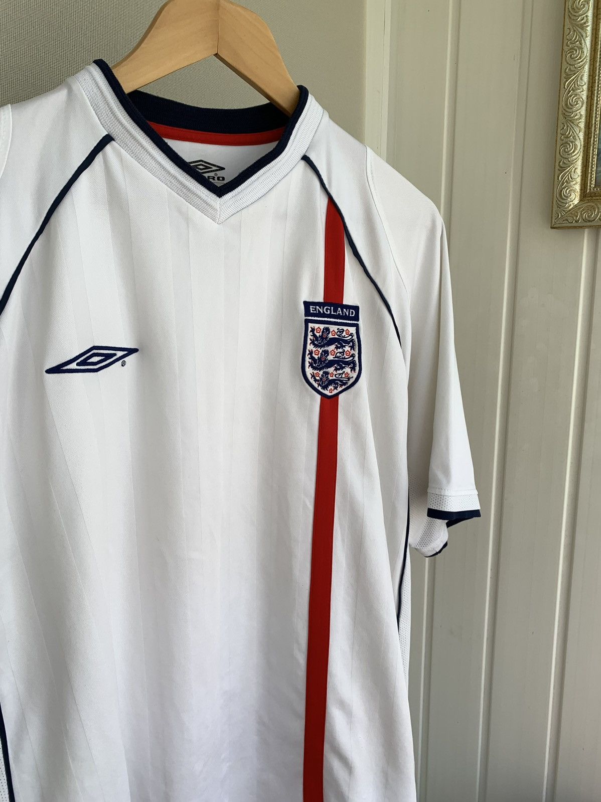 Umbro Umbro England Vintage 2001-2003 Home Football Shirt Size XL Size US XL / EU 56 / 4 - 3 Thumbnail