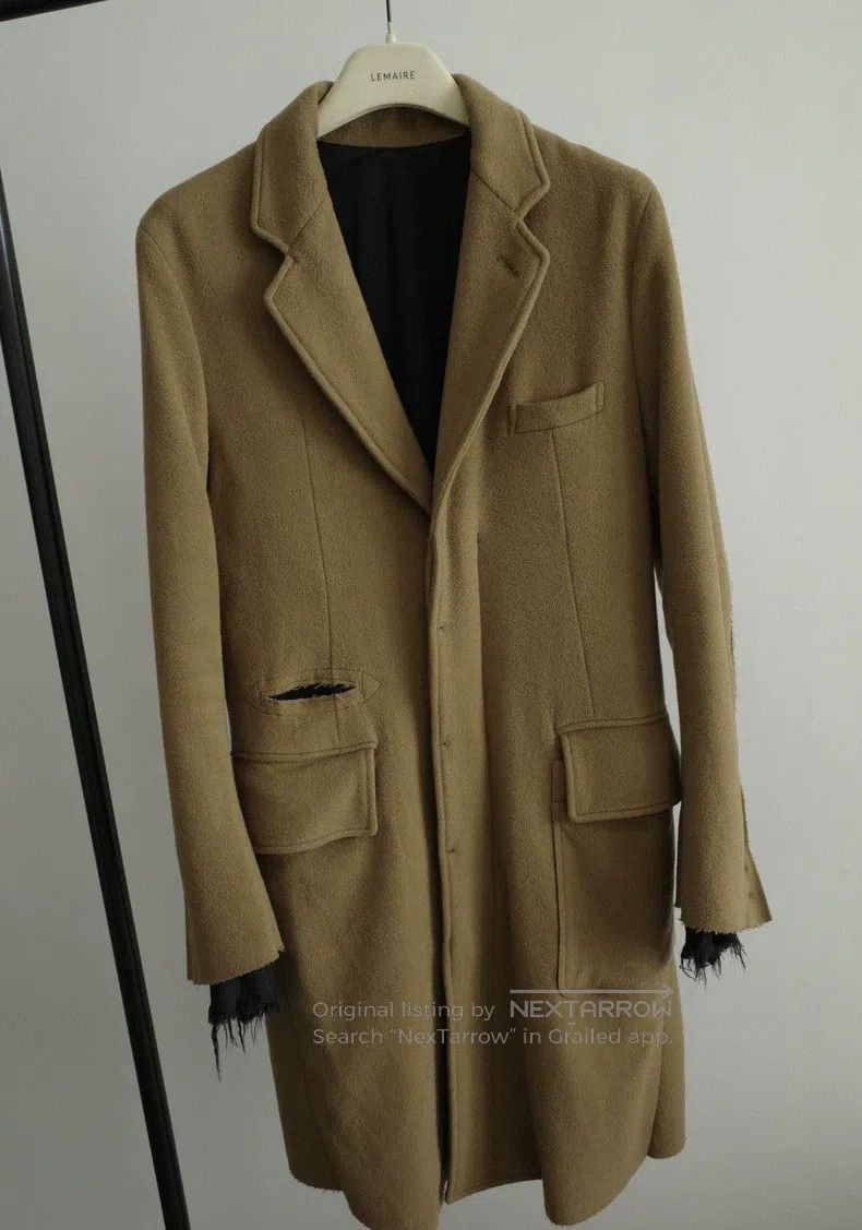 Takahiromiyashita The Soloist. Takahiromiyashita The Soloist. Camel wool coat Size US S / EU 44-46 / 1 - 2 Thumbnail
