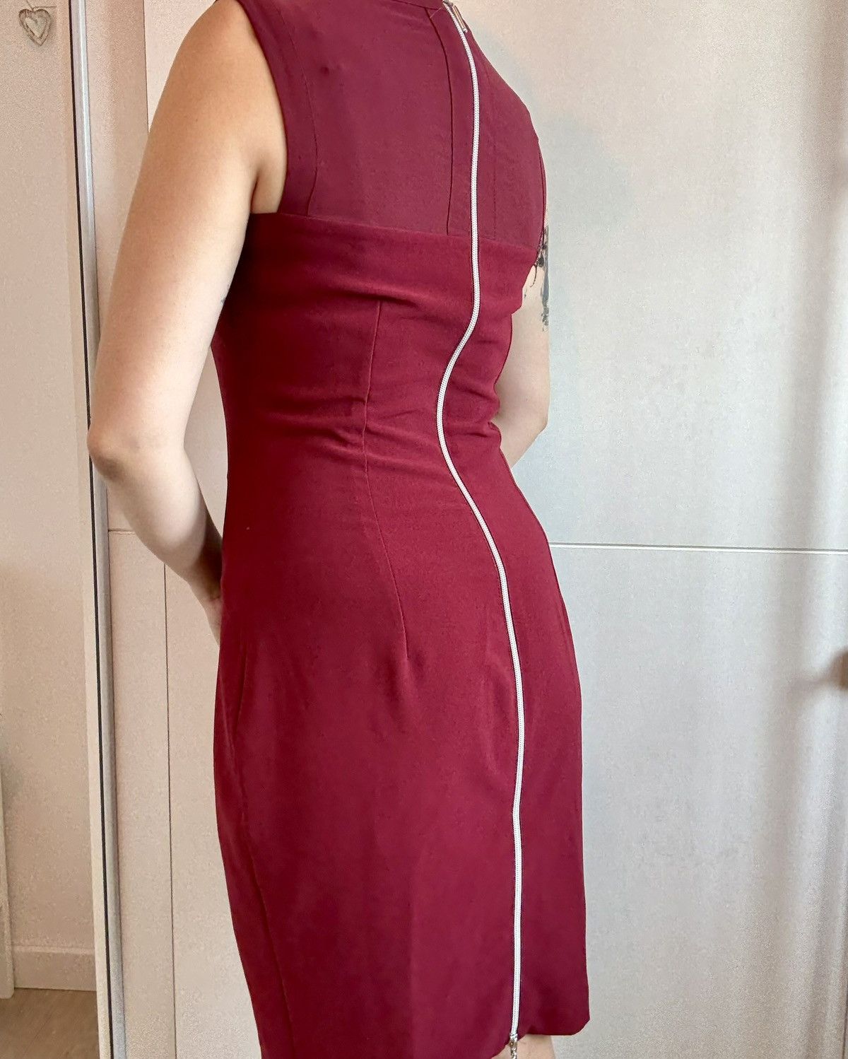 Other AGGI by Halewski Fitted Red Midi Dress with Full Back Zip –M Size M / US 6-8 / IT 42-44 - 2 Thumbnail