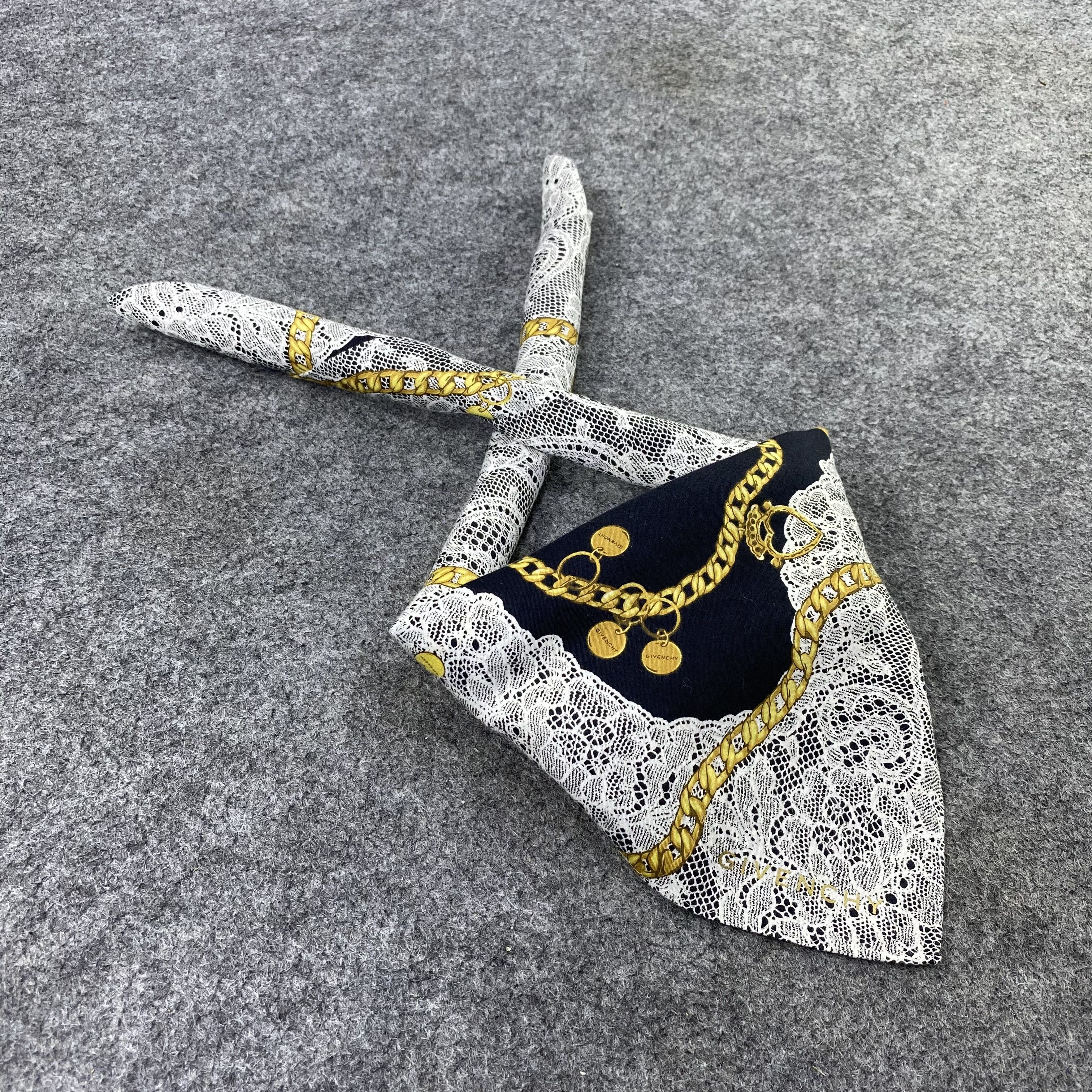 Designer Givenchy Handkerchief / Bandana / Neckerchief-B1469 Size ONE SIZE - 1 Thumbnail