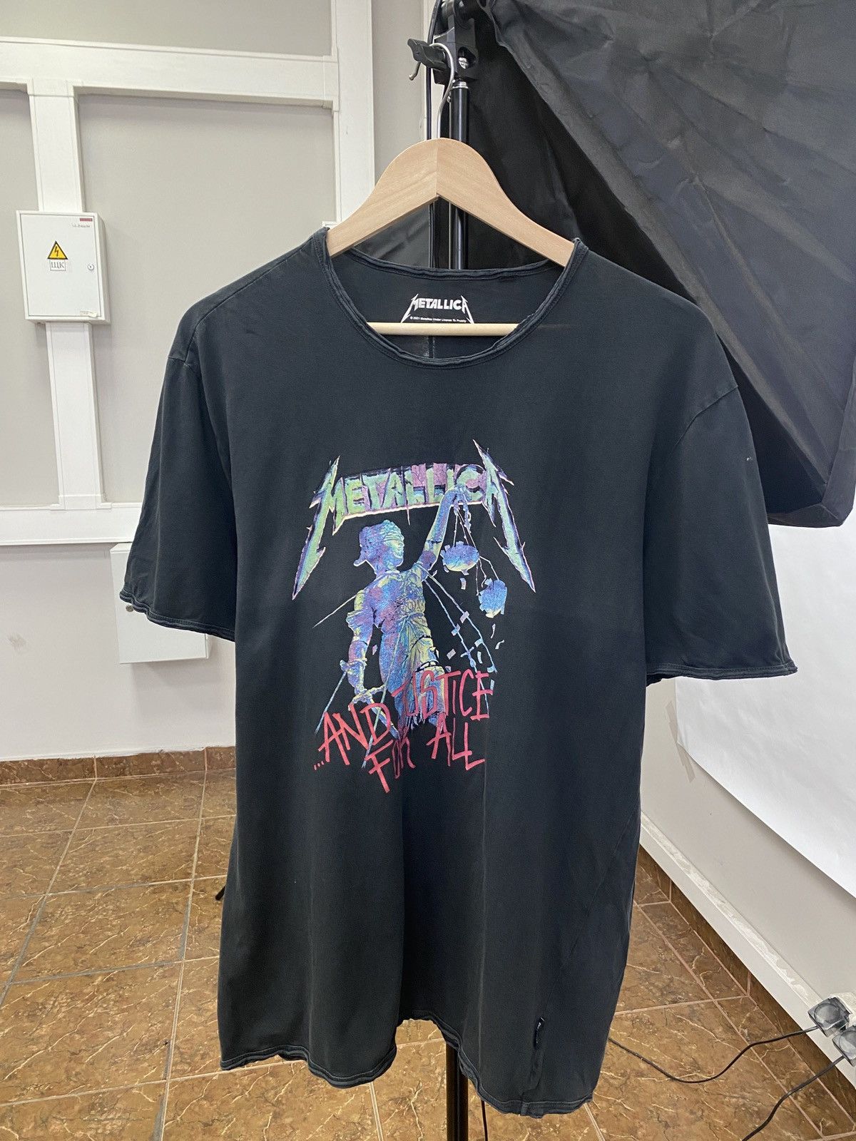 Metallica 🇺🇸💀 Vintage Metallica And Justice For All Rock Band T-Shirt Size US L / EU 52-54 / 3 - 1 Thumbnail