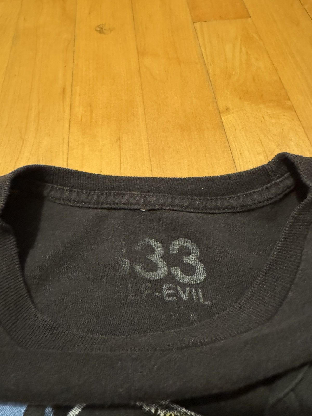 Half Evil Half Evil Graphic Tee Size US XL / EU 56 / 4 - 3 Thumbnail