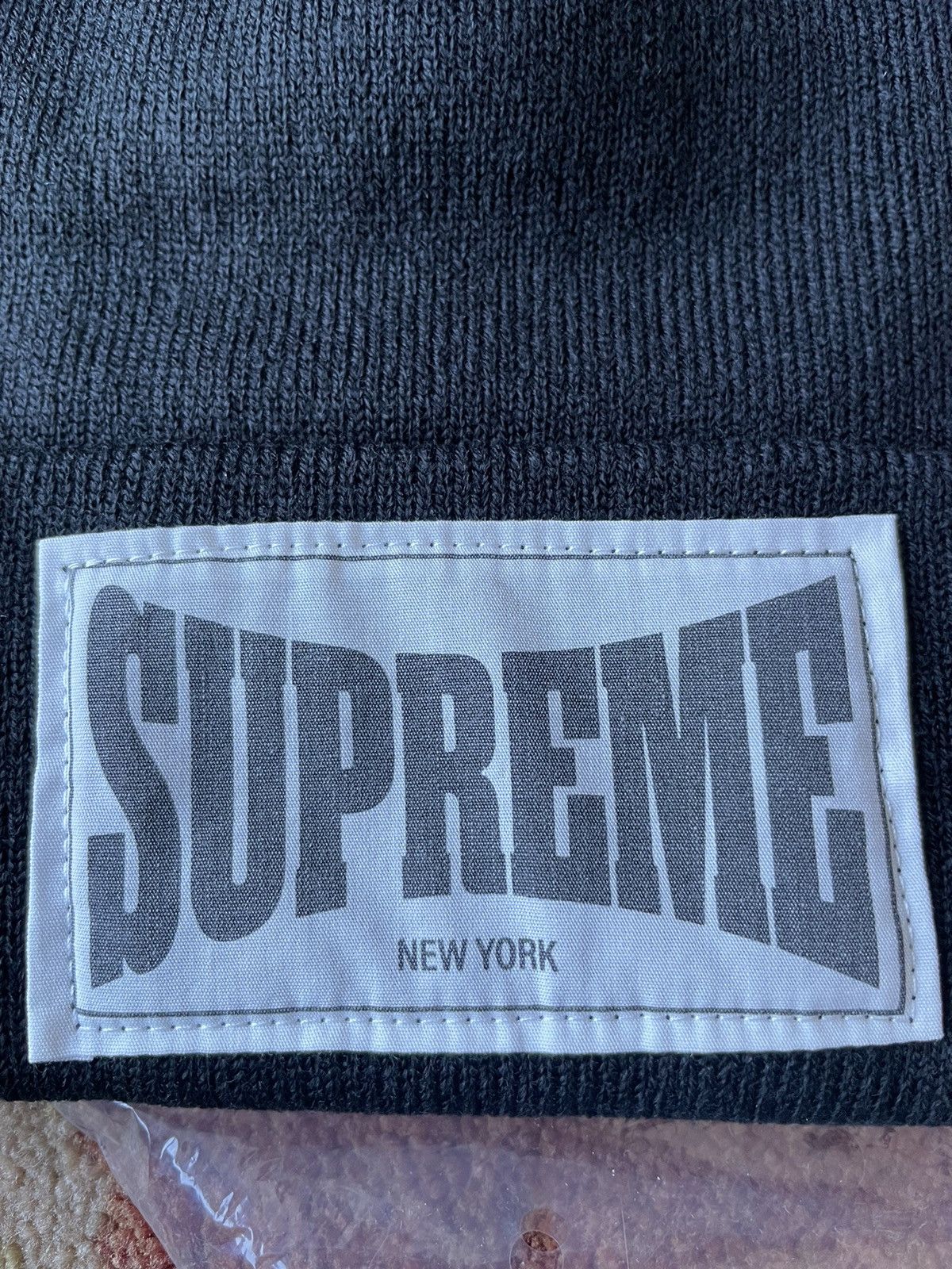 Supreme Supreme woven label beanie black Size ONE SIZE - 2 Thumbnail