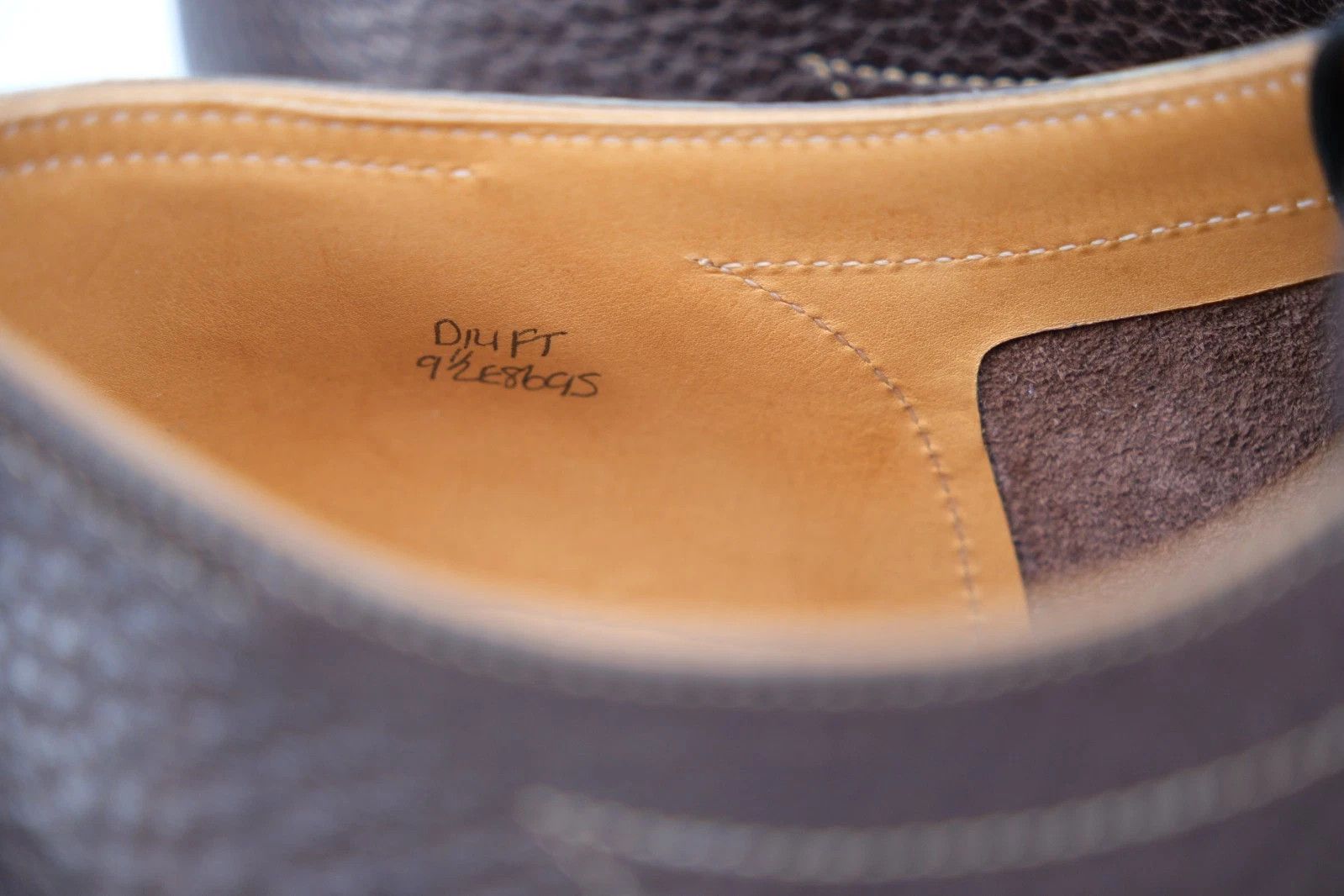John Lobb John Lobb Drift Pebble-Grain Derby UK9.5/ US10.5/ EU43.5 Size US 10.5 / EU 43-44 - 8 Thumbnail