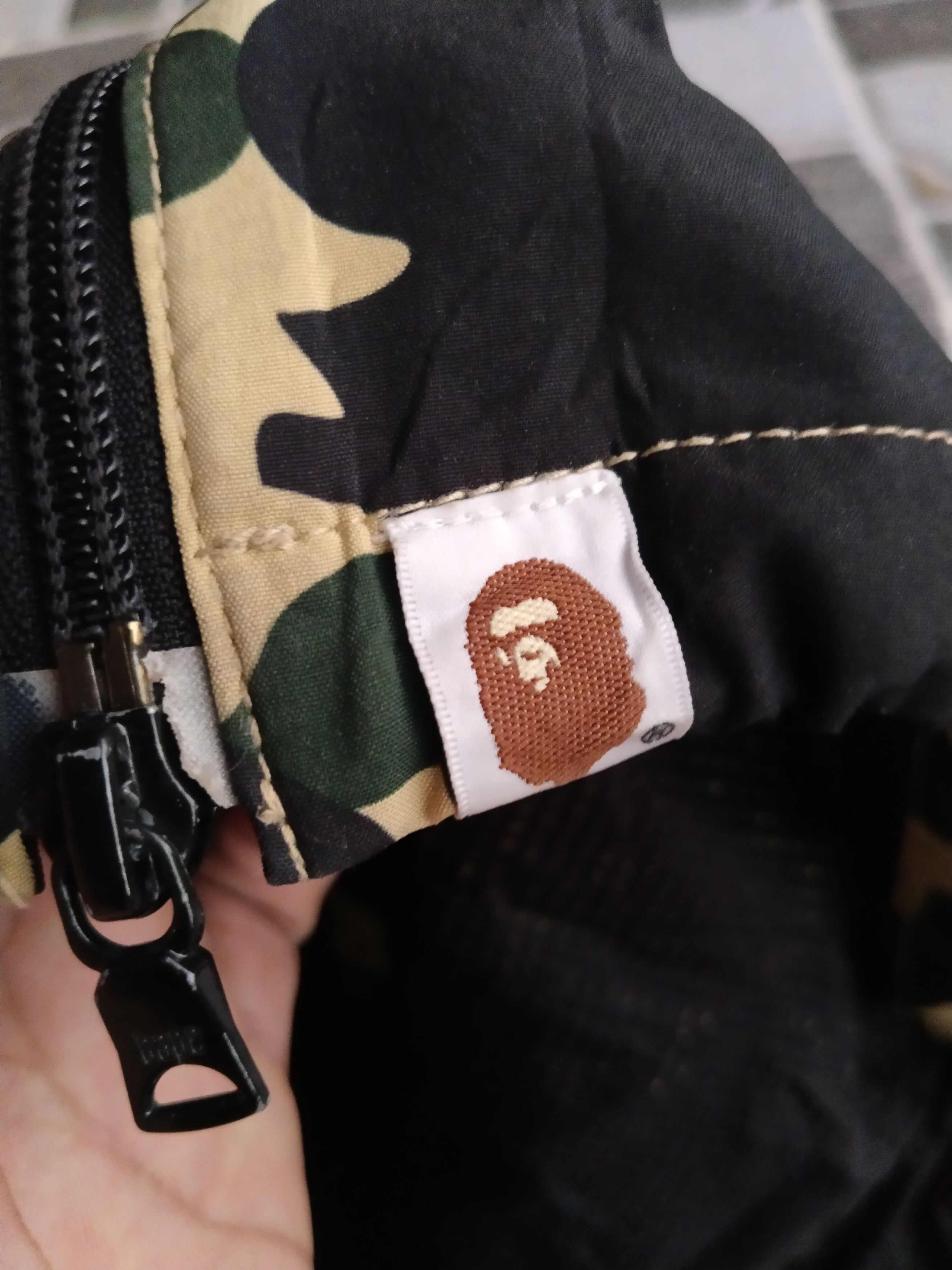 Bape 1st Camo Hoodie Jacket Size US M / EU 48-50 / 2 - 11 Thumbnail