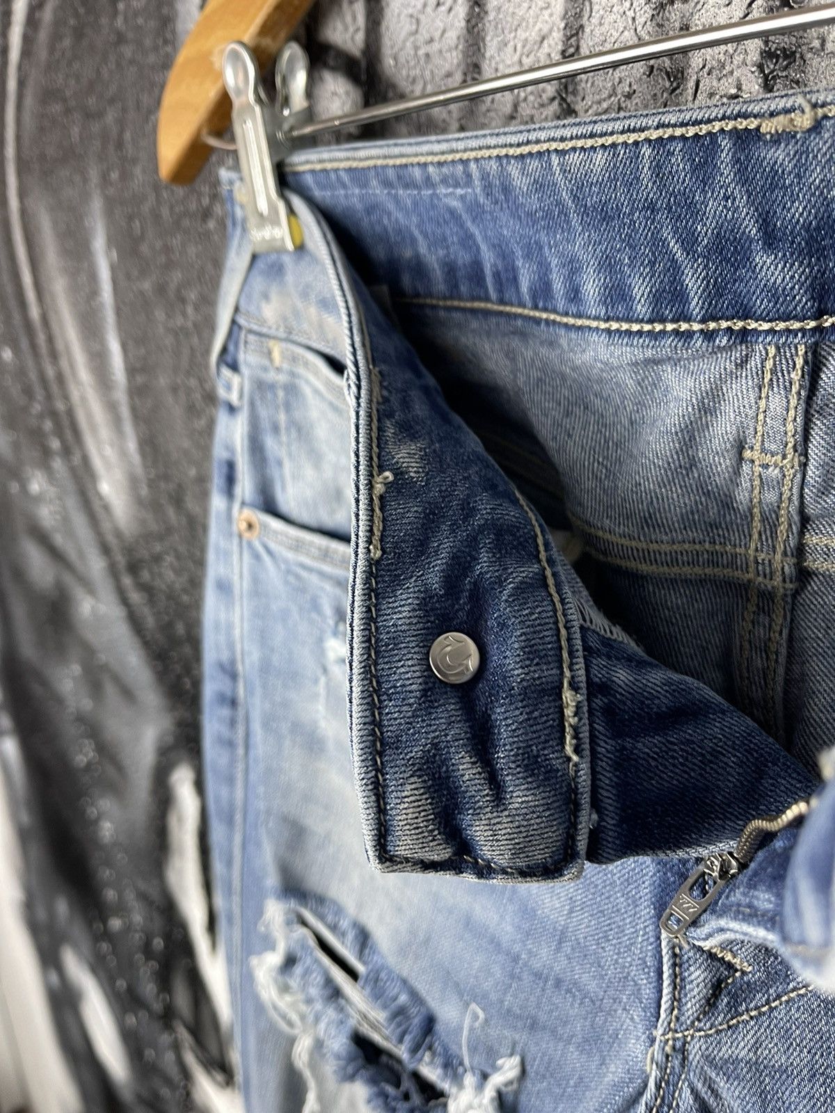 True Religion True Religion Shannon Distressed Denim Slim Jeans Women’s 26 Size 26" / US 2 / IT 38 - 14 Thumbnail