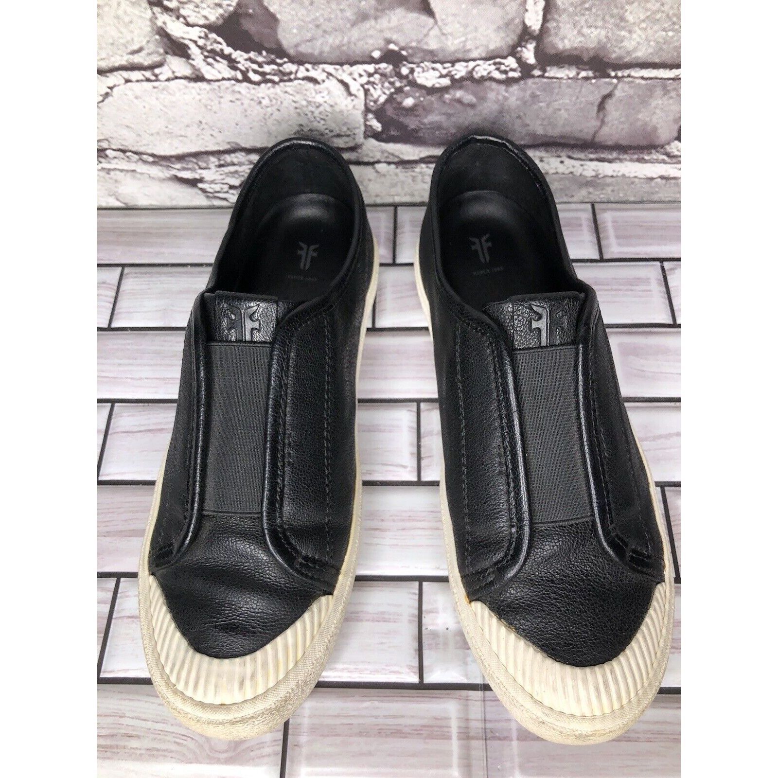 Frye Frye Black Leather Slip On Comfort Casual Sneakers Shoes Wom Size US 7 / IT 37 - 24 Thumbnail