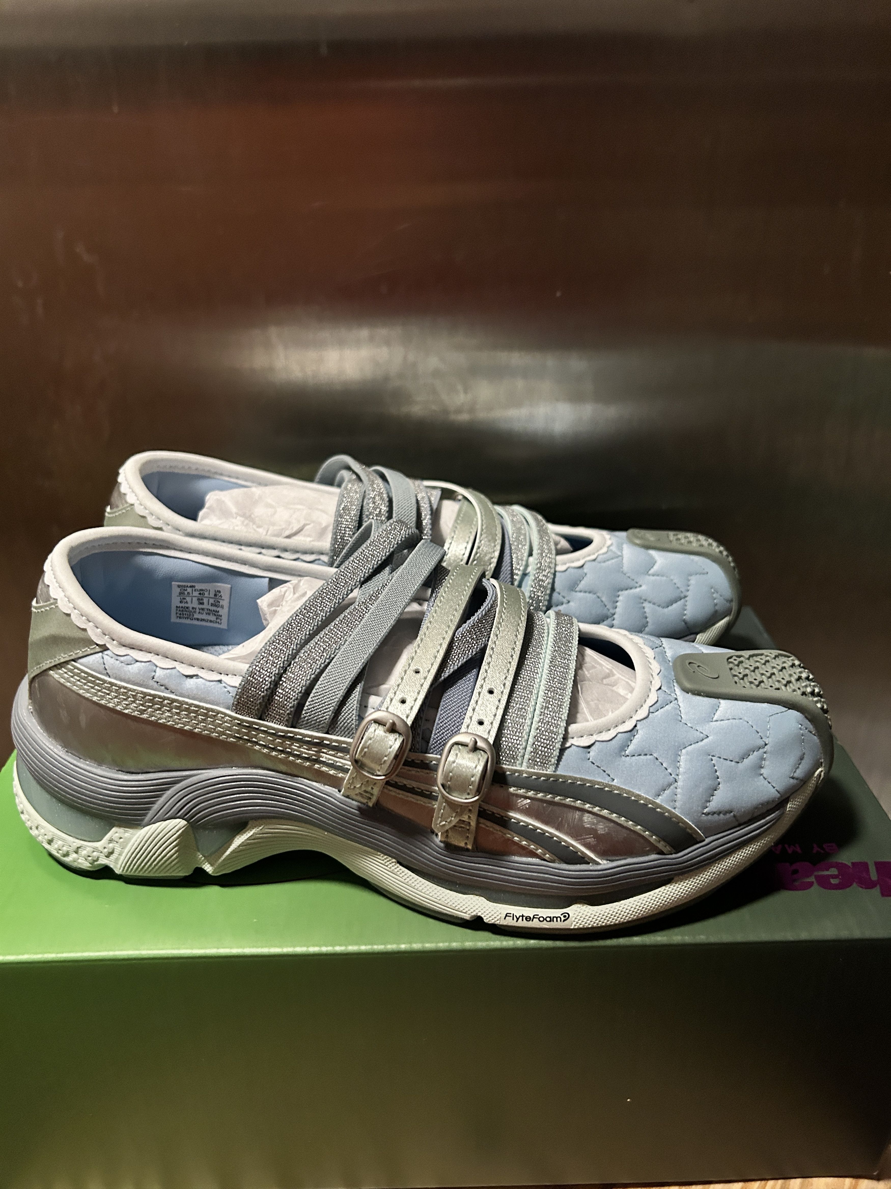 Asics ASICS Gel-Lokros Heaven by Marc Jacobs Faded Denim Size US 8.5 / IT 38.5 - 1 Thumbnail