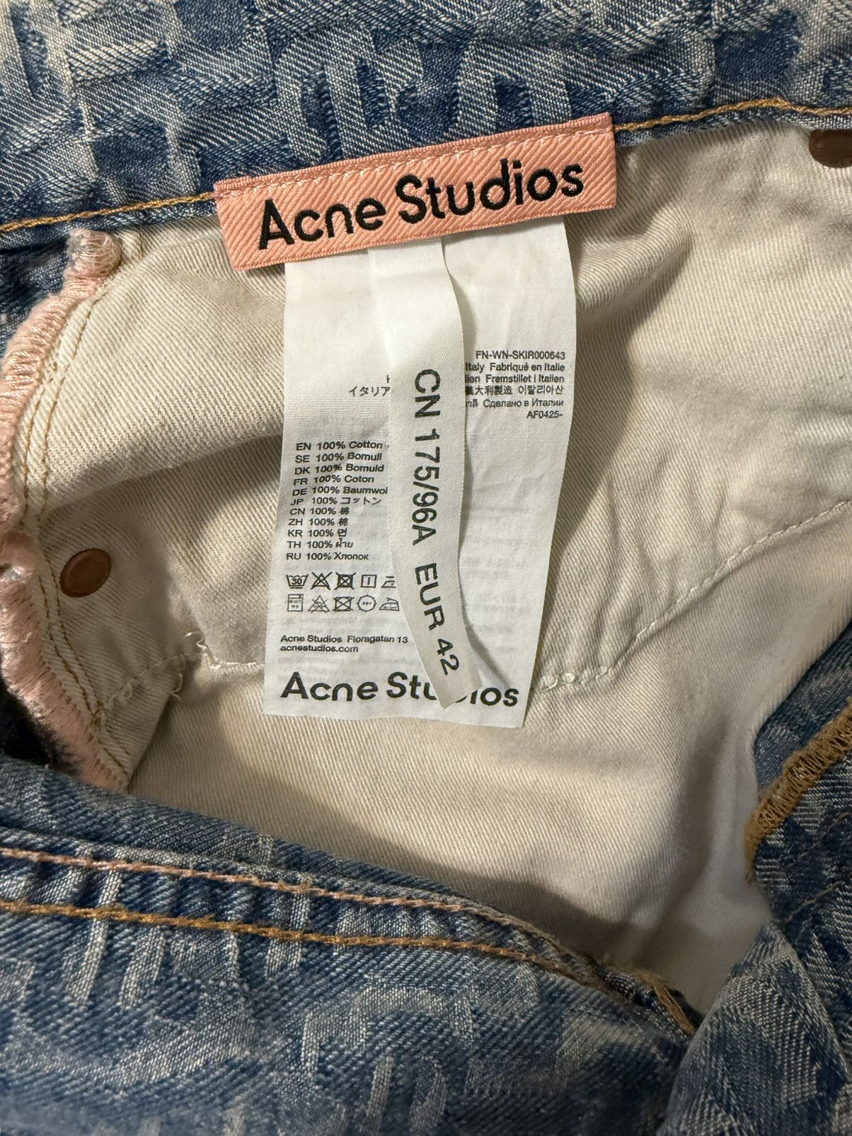 Acne Studios Acne Studios Monogram Denim Skirt Size 32" / US 10 / IT 46 - 6 Thumbnail