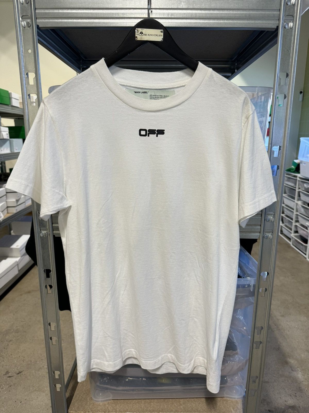 Off-White Airport Tape Arrow T-shirt NEW 500$ retail