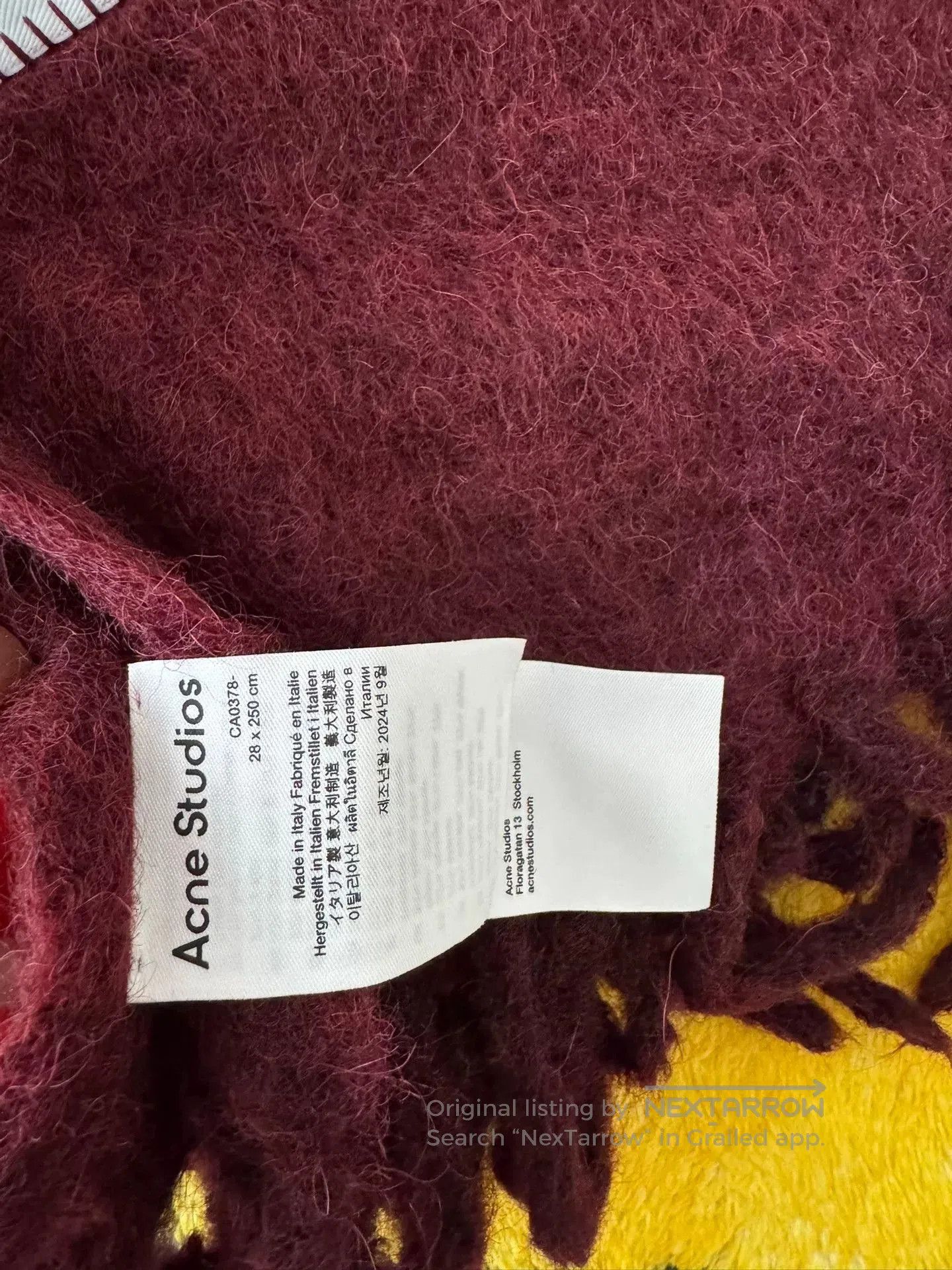 Acne Studios Acne Studios Red Gradient Scarf. Size ONE SIZE - 2 Thumbnail