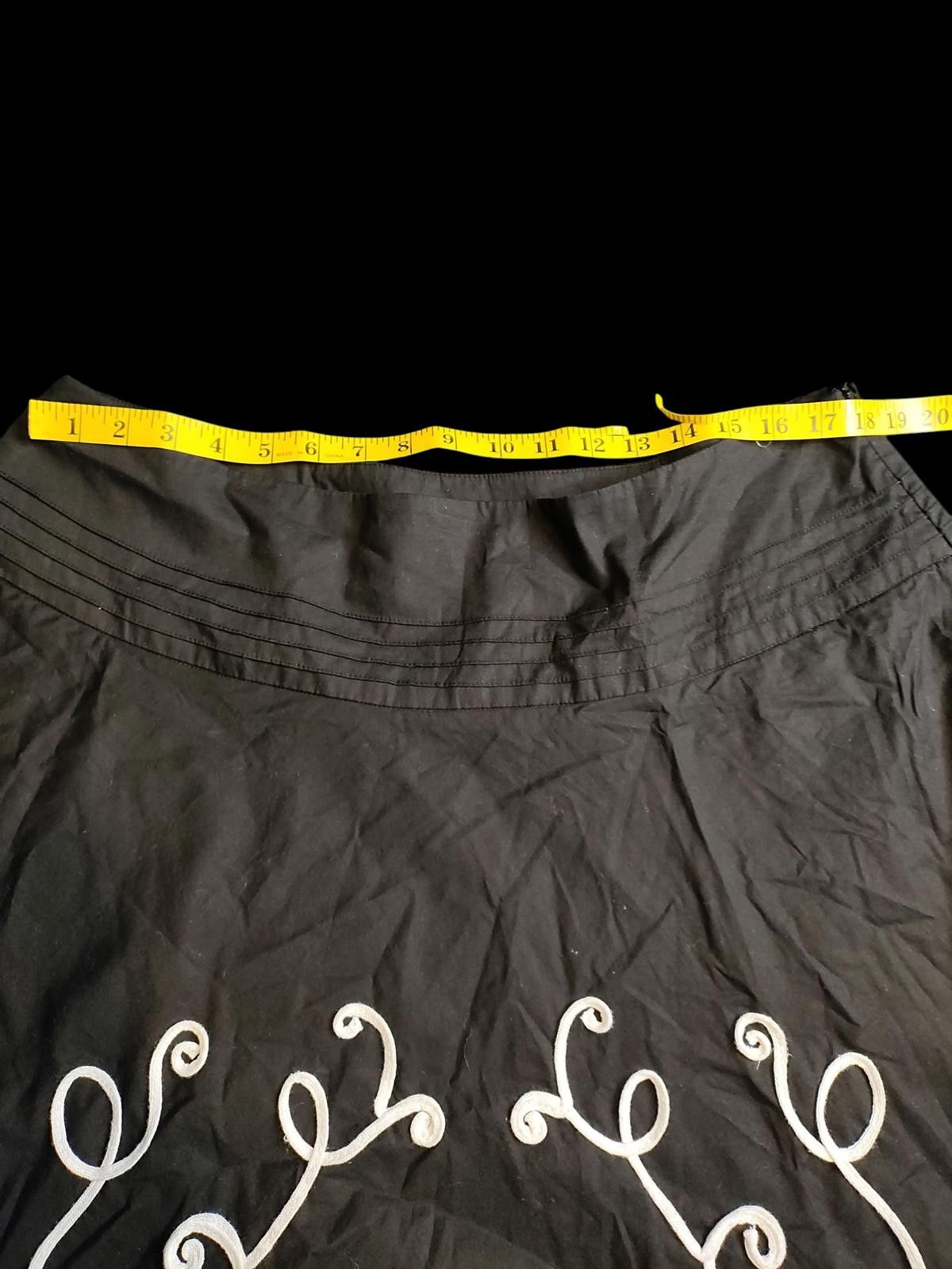 Other R.Q.T Black A-Line Skirt w/White Embroidered Floral Design Size 40" / US 18 - 7 Thumbnail