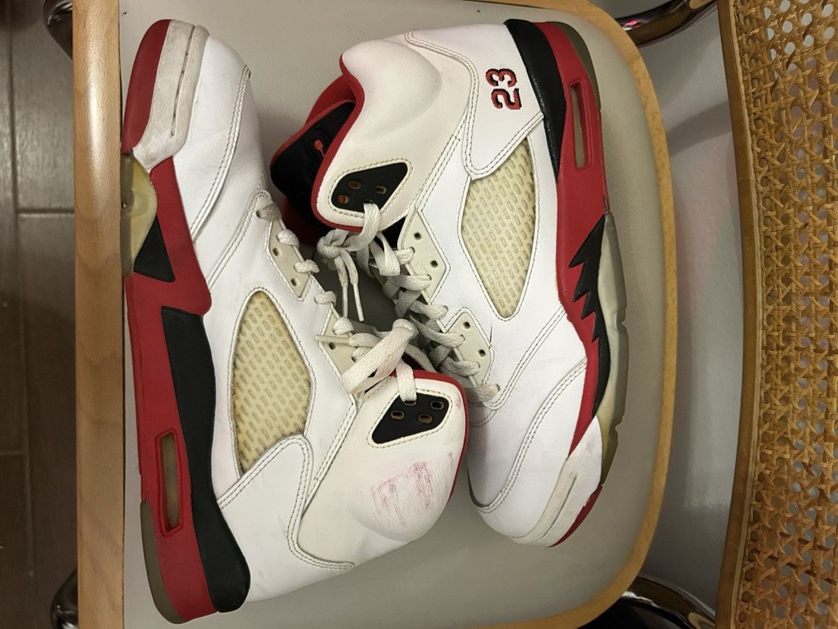 Jordan Brand Jordan 5 Fire Red Size US 10 / EU 43 - 2 Thumbnail