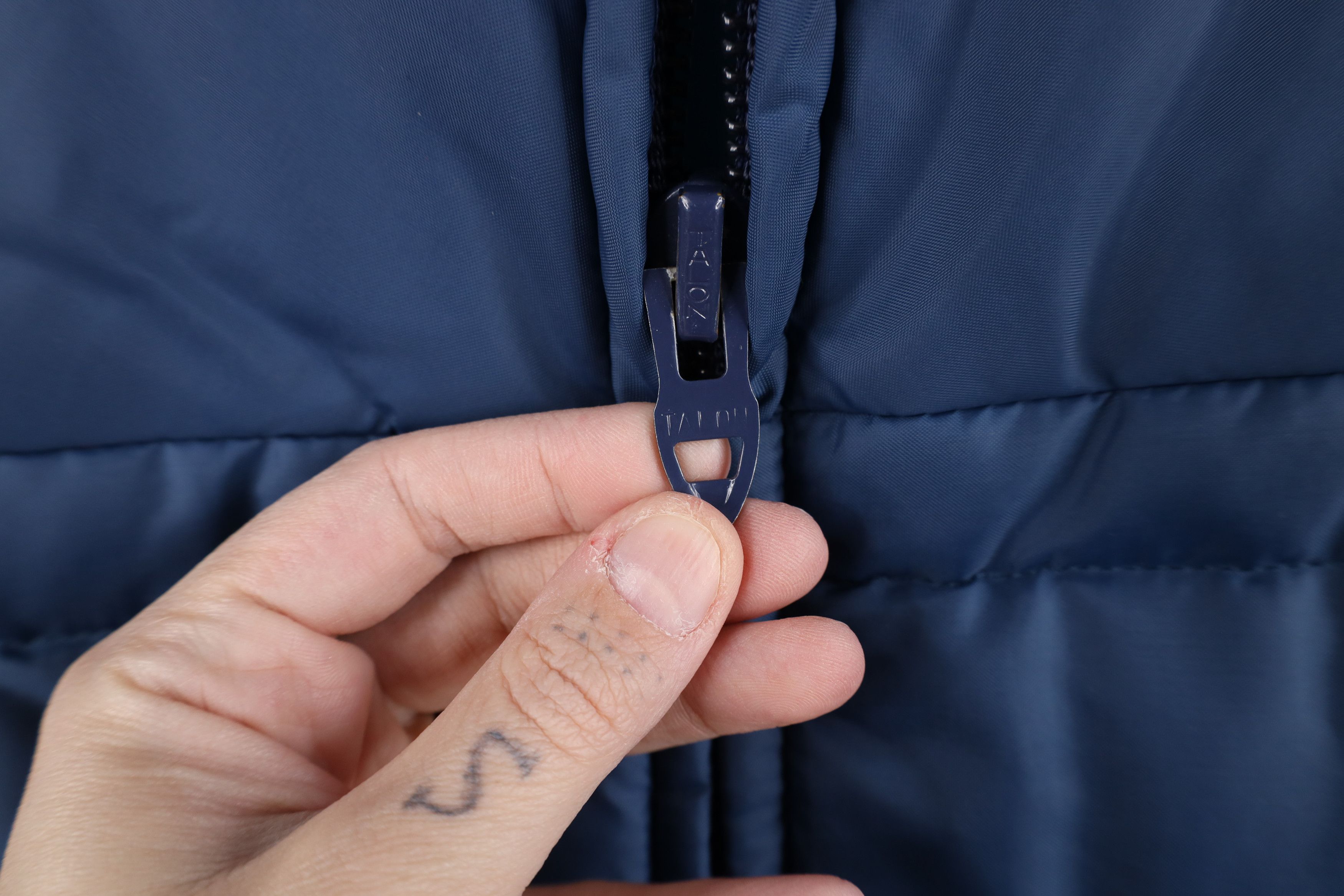 Vintage Vintage 70s Streetwear Full Zip Puffer Vest Jacket Blue Size US L / EU 52-54 / 3 - 7 Thumbnail