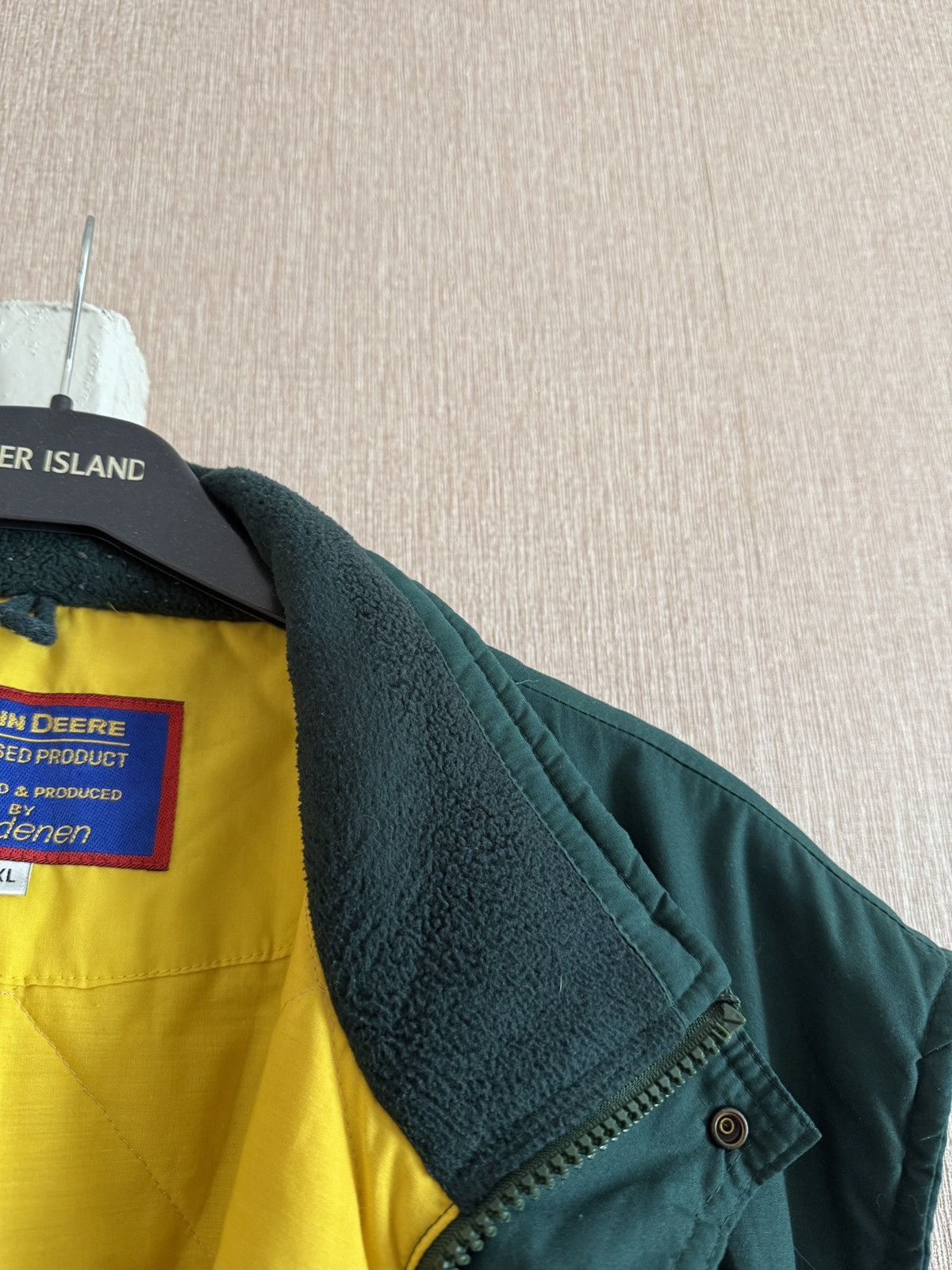 John Deere Vintage John Deere Quilted Vest Green Workwear Logo Pockets Size US XL / EU 56 / 4 - 11 Thumbnail