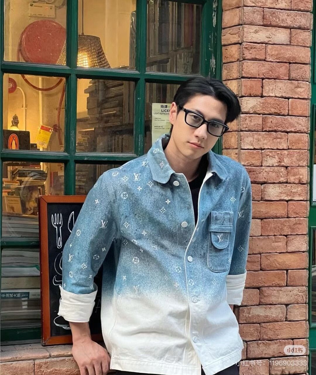Louis Vuitton louis vuitton gradient denim jacket for men Size US XL / EU 56 / 4 - 4 Thumbnail