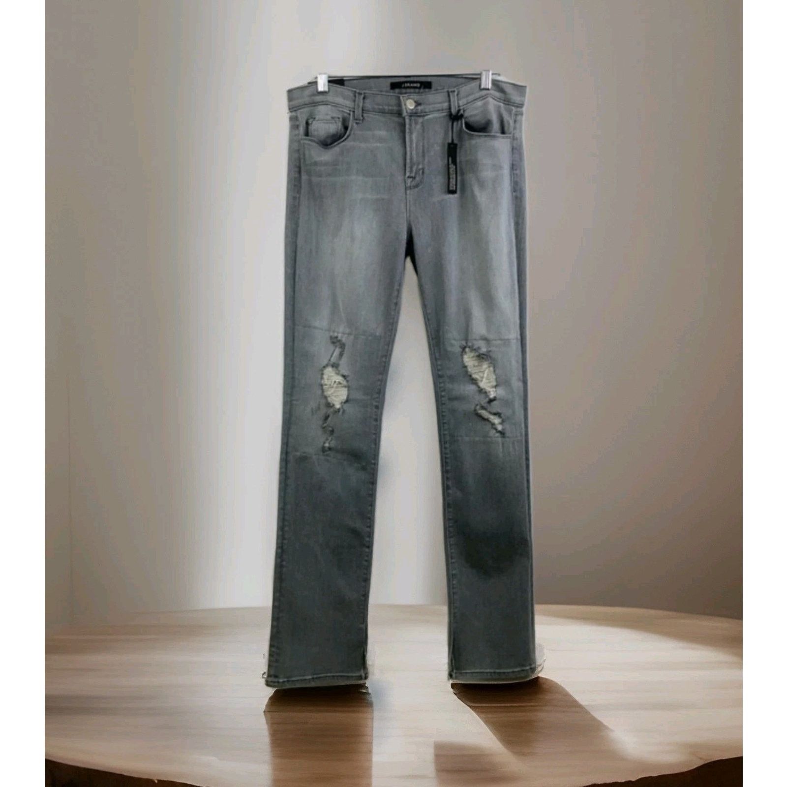 J Brand J BRAND Mid Rise RAIL Woman Distressed In Sweet Gray Wash Size 27" / US 4 / IT 40 - 4 Thumbnail