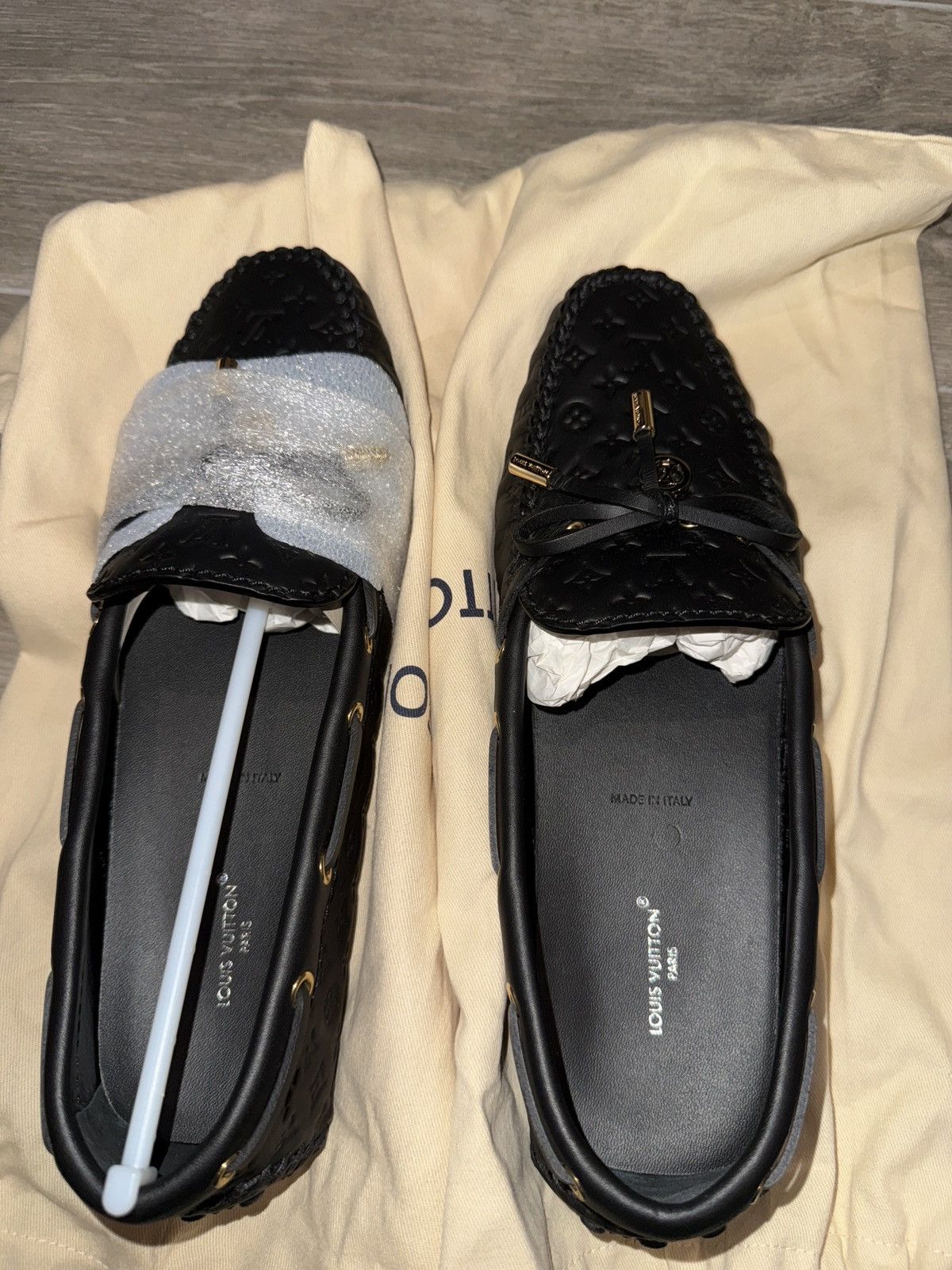 Louis Vuitton Gloria Flat Loafer Size US 9 / IT 39 - 1 Thumbnail