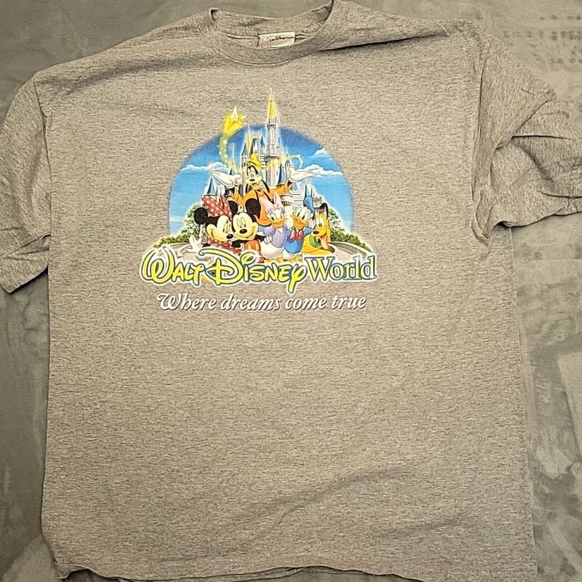 Disney VINTAGE Disney World Shirt Mens XL Gray Cinderella Castle Mickey Goofy Donald Shirt Mens XL Gray Disney World Size US XL / EU 56 / 4 - 2 Thumbnail