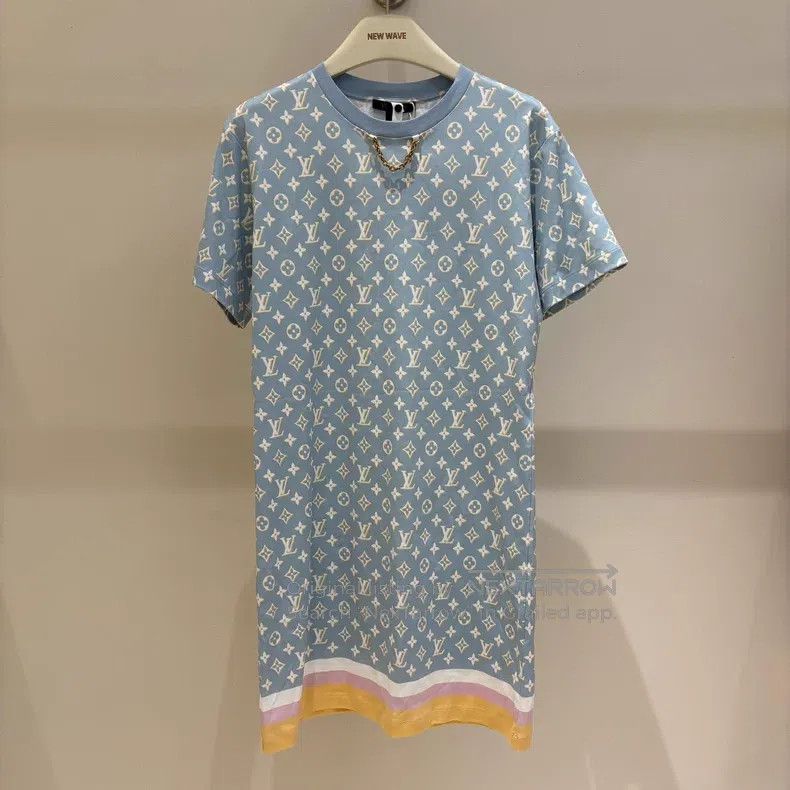 Louis Vuitton Louis Vuitton Blue crew neck full print chain mid-waist sl Size M / US 6-8 / IT 42-44 - 1 Thumbnail