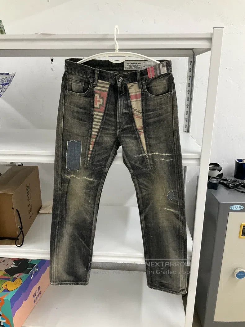 Neighborhood Neighborhood size S jeans Size US 27 - 1 Thumbnail