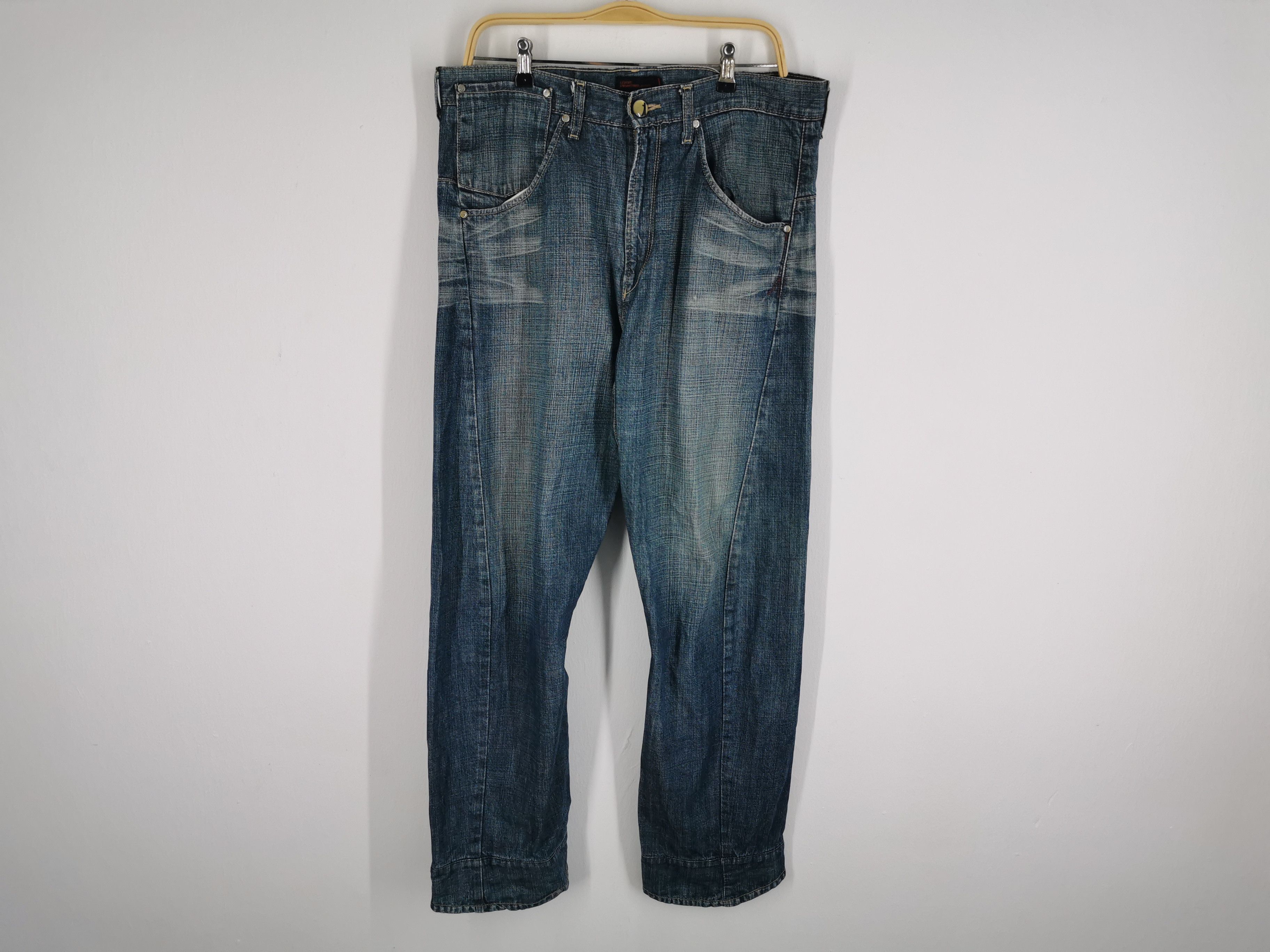 Levi's Vintage Levis Enginereed Denim Jeans Size 36/34x32 Size US 36 / EU 52 - 2 Thumbnail