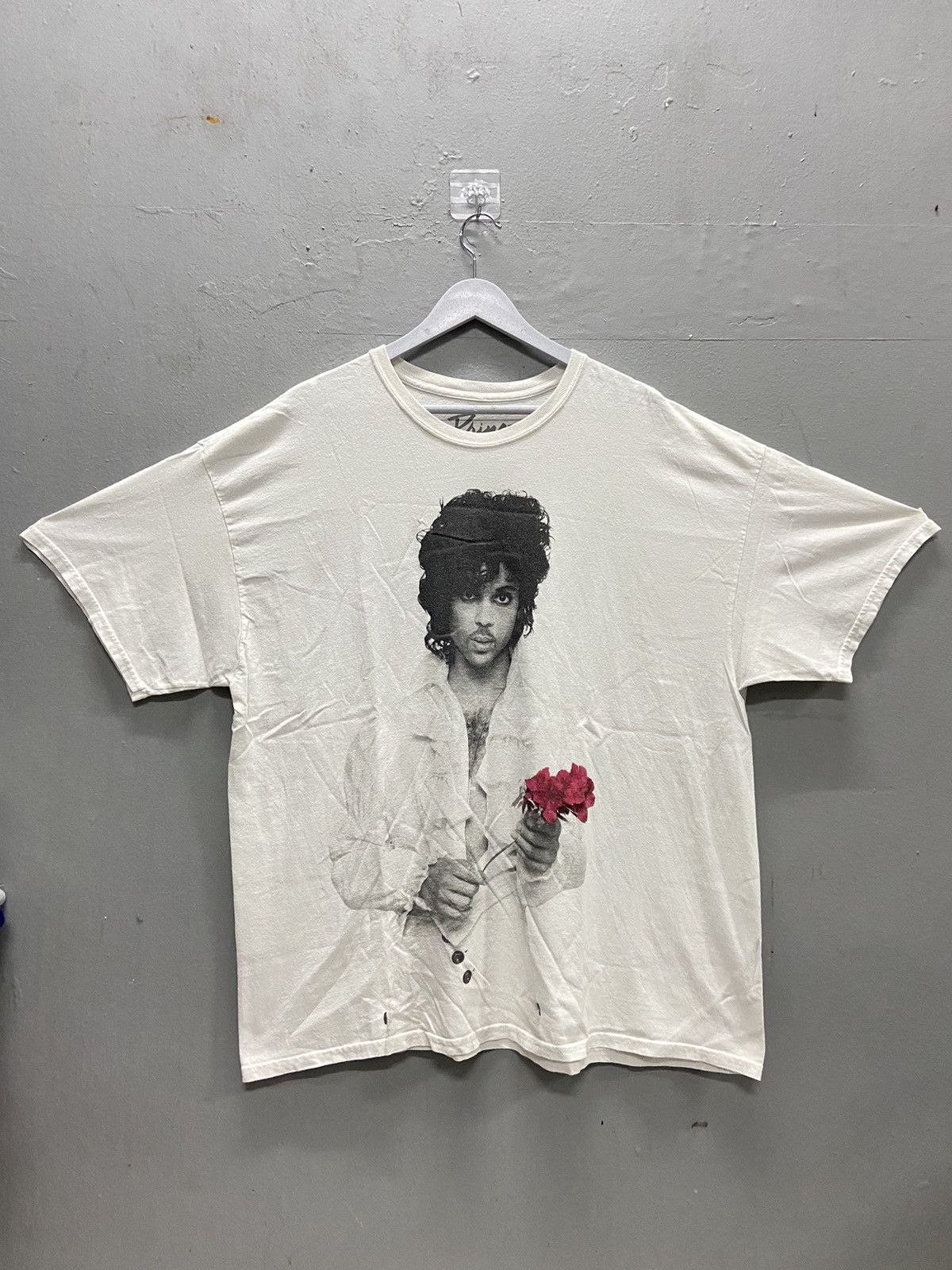 Prince PRINCE ROGERS NELSON SOLO GUITAR ICON TEE SHIRT Size US XXL / EU 58 / 5 - 1 Thumbnail