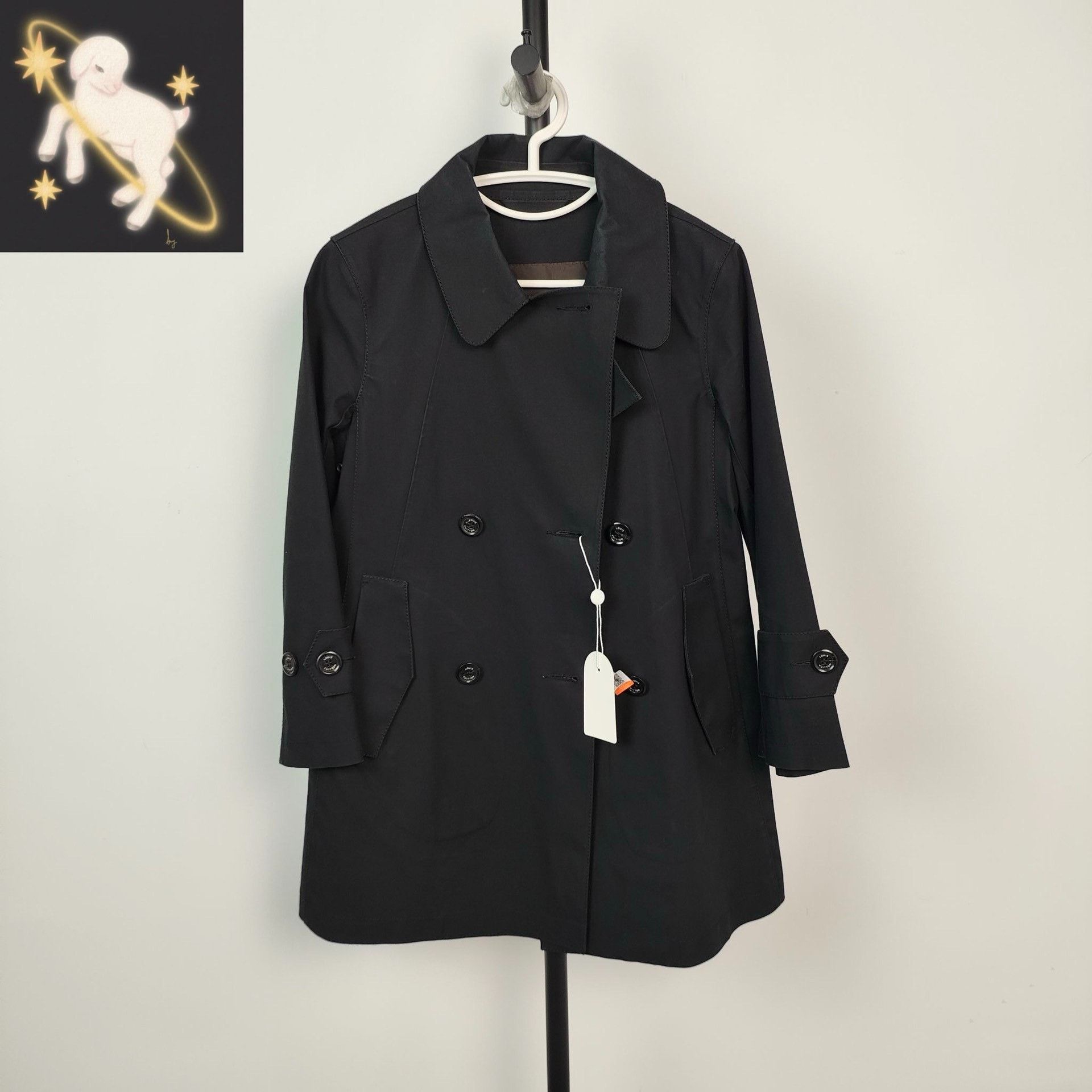 Louis Vuitton Louis Vuitton Black Coat 38 Women Size S / US 4 / IT 40 - 1 Thumbnail